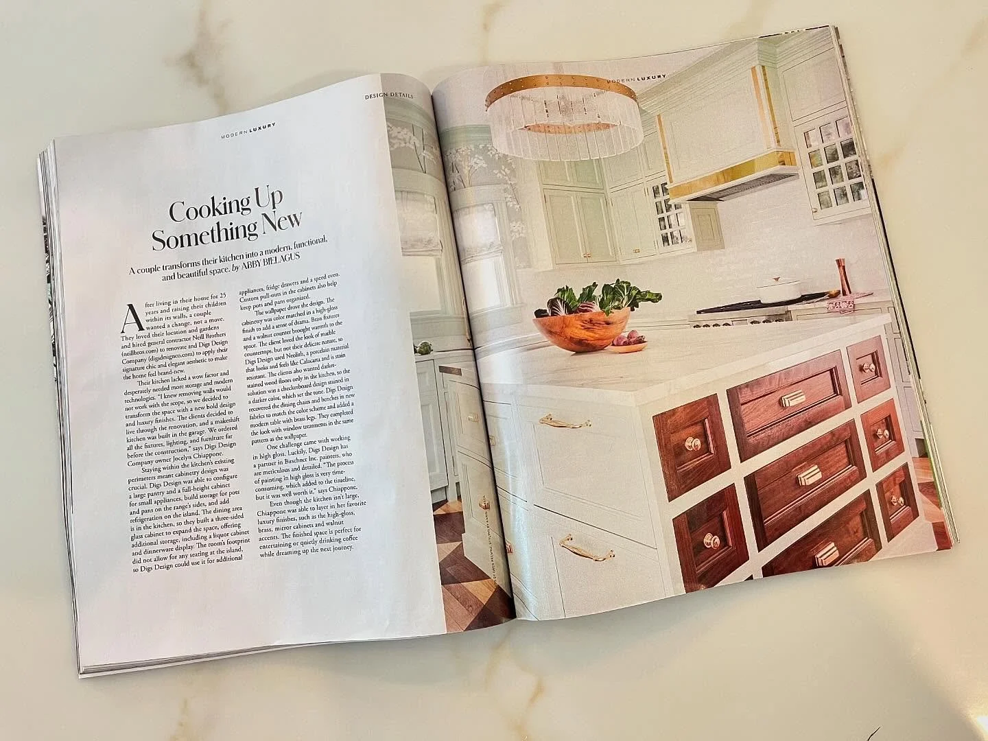A huge thank you to @modernluxuryinteriors for featuring our @digsdesignco collaboration project! An incredible project executed by the integral teams of @neillbros ✨

#modernluxury #modernluxurydesign #digsdesign #neillbros #newenglandliving #jamest