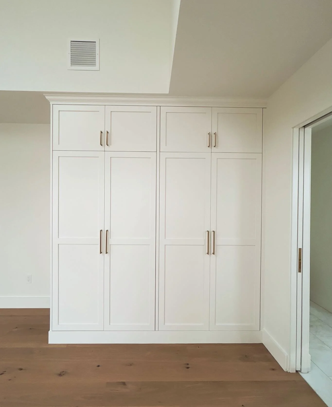 Custom, down to the last detail.
A fully site-built wardrobe, painted in place for a seamless, built-in look that elevates the entire room.

Builder: @neillbros