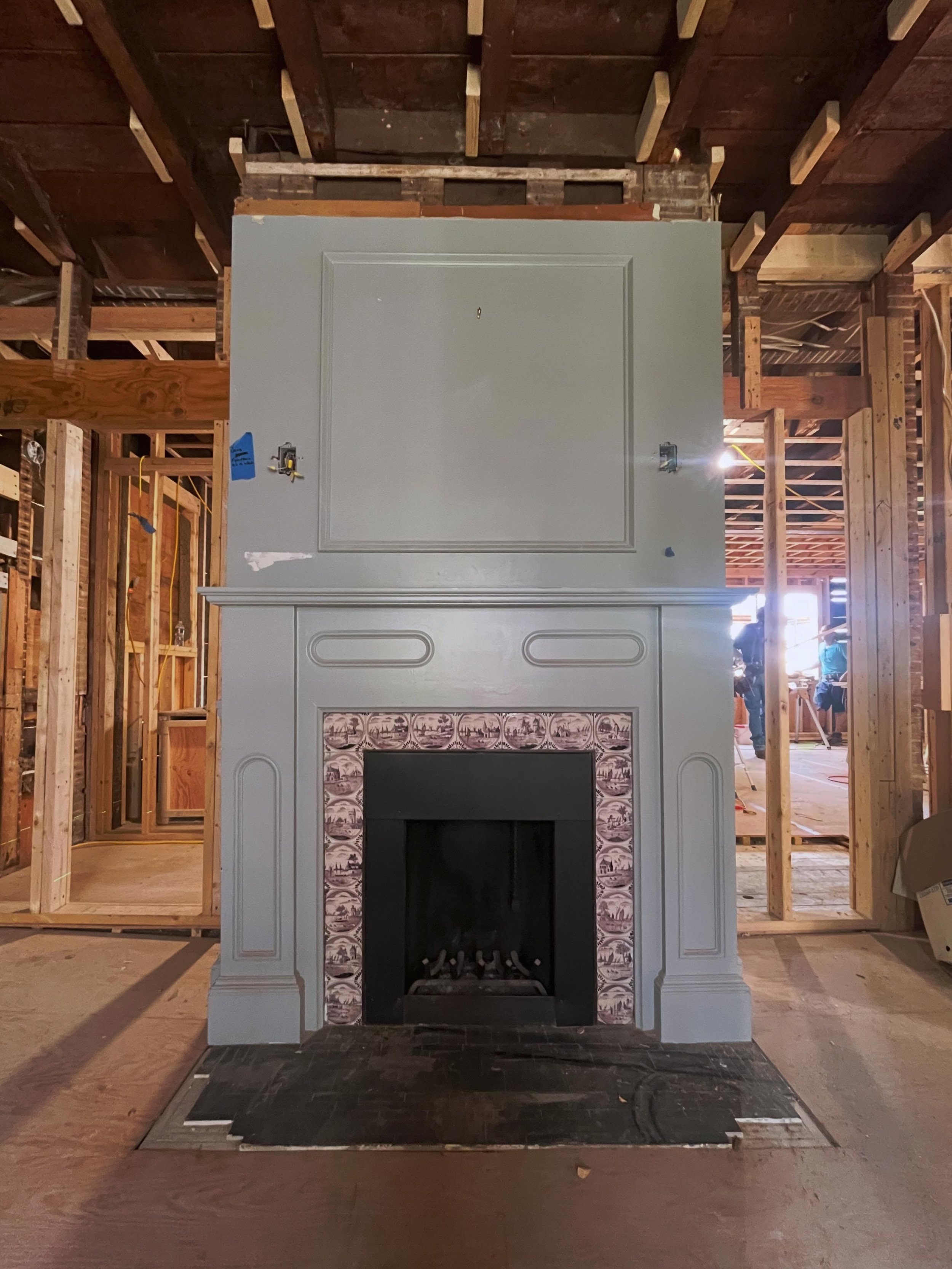 Renovations and additions to 180 year old homes serve as both a challenge and an opportunity to incorporate unique historical items into updated luxury millwork - stay tuned.

Builder @neillbros 
Interior design @therealminteriors 

#newportri #newpo