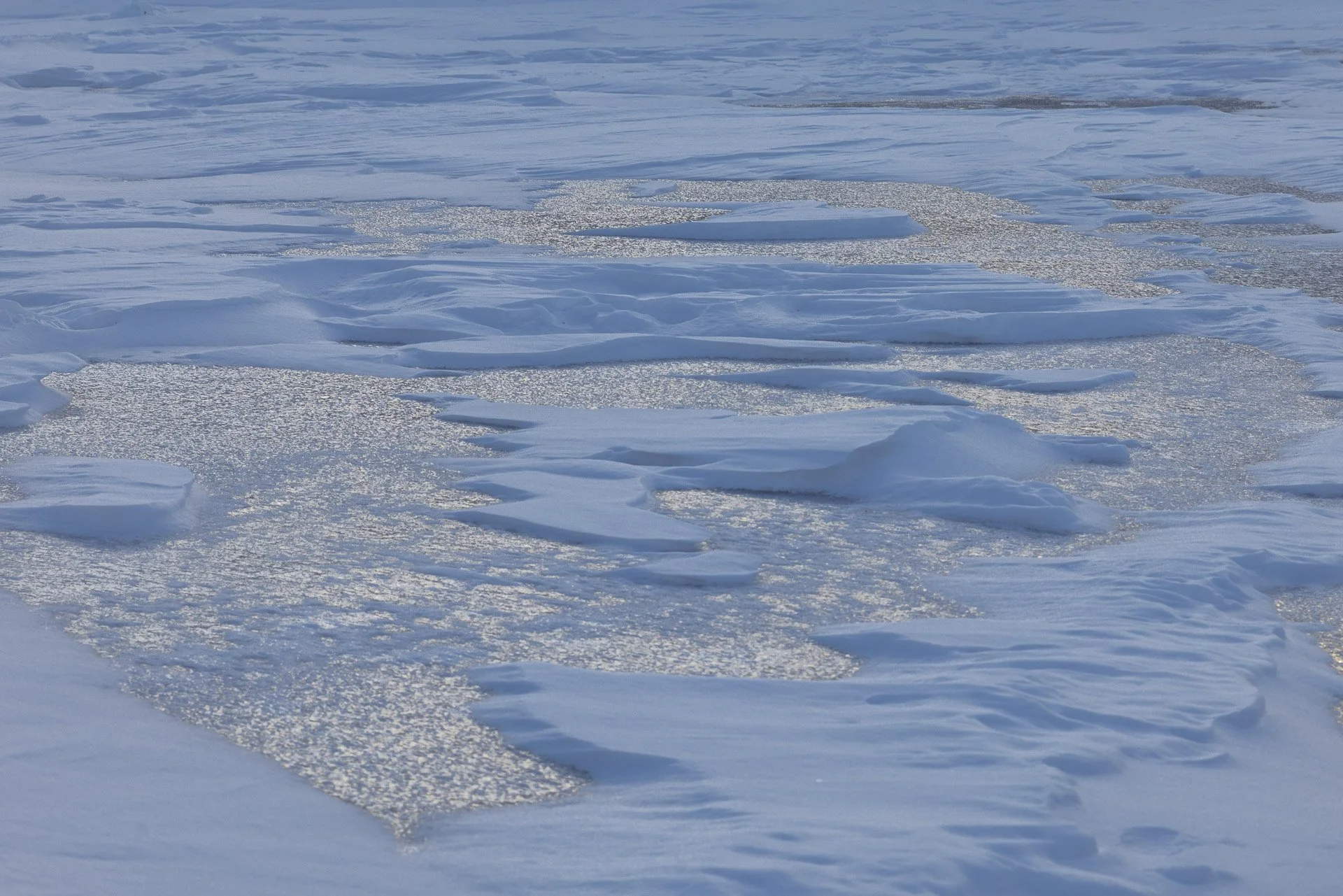 Snow/ice patterns on Jordan Pond