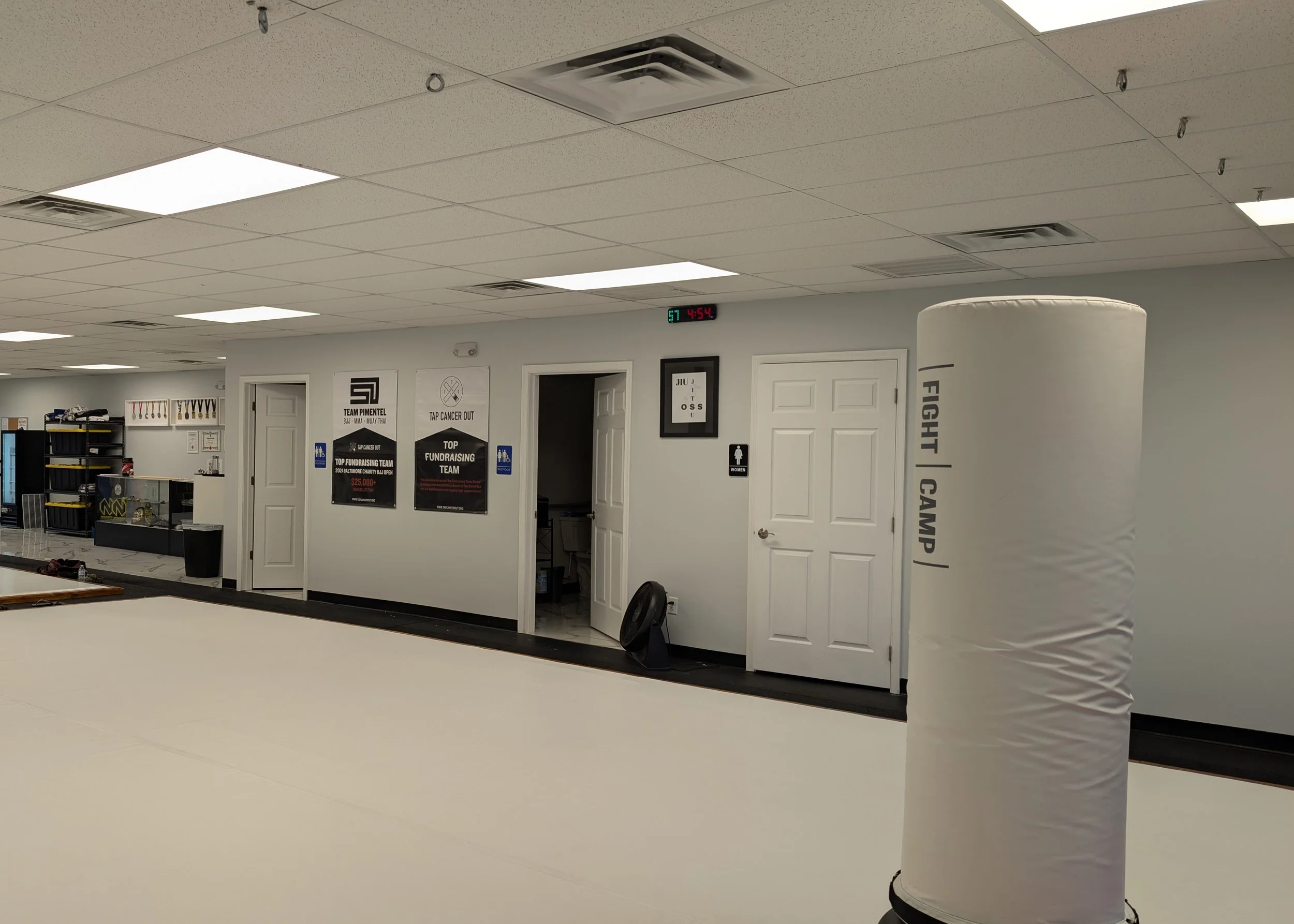 Team-Pimentel-BJJ-mat-area.jpg