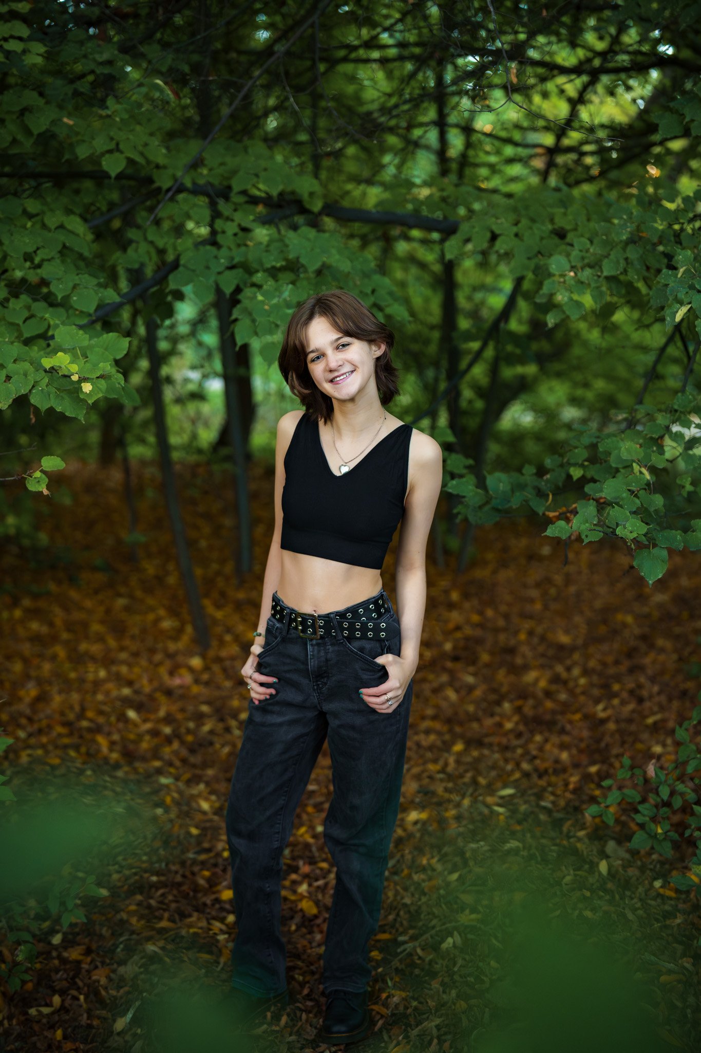 This senior session in Boise mixed bold style with the natural beauty of Kathryn Albertson Park. I love capturing confidence and individuality during senior portraits across Eagle and the Treasure Valley.