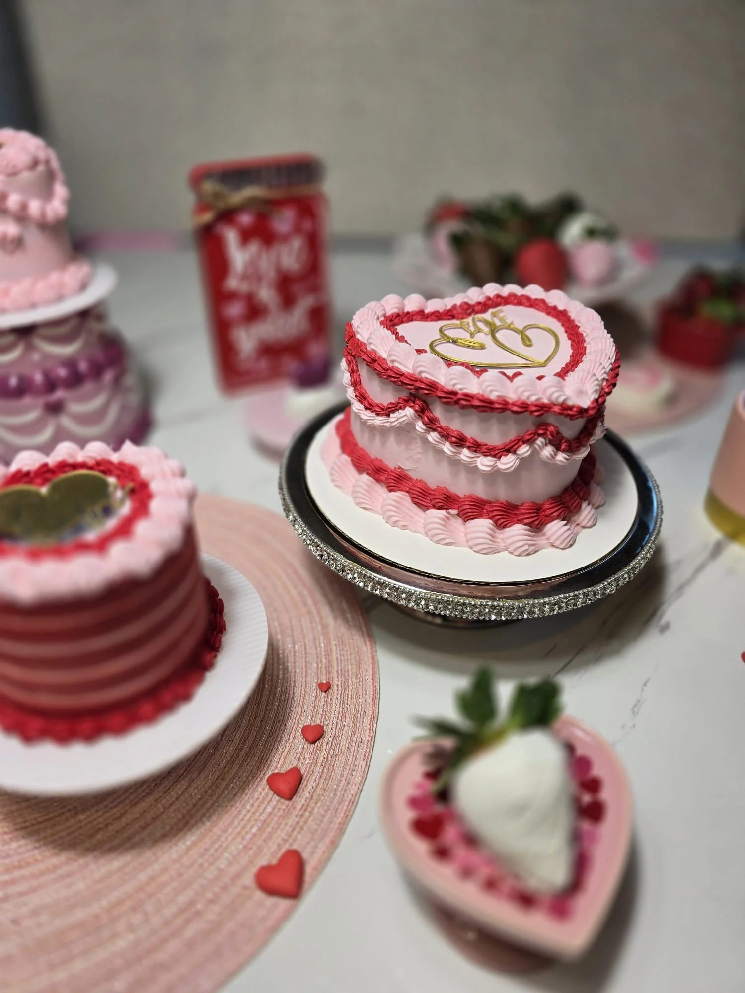 Taller de pastelería mini cakes por Valrett Cake.