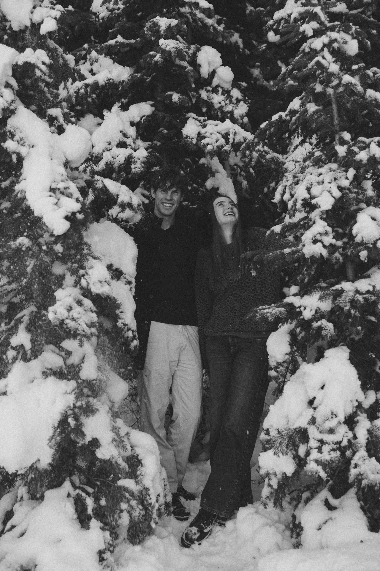 jordan-pines-couples-photos-winter_Jessica_Simons_Photography-29.jpg
