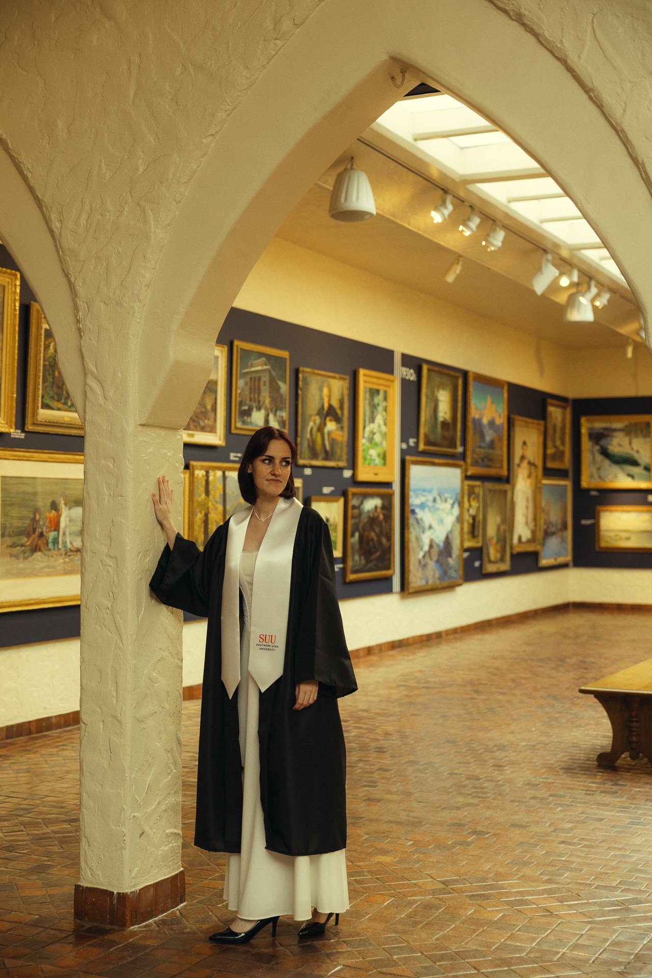 graduation-photos-springville-art-museum_Jessica-Simons-Photography-LLC-1.jpg