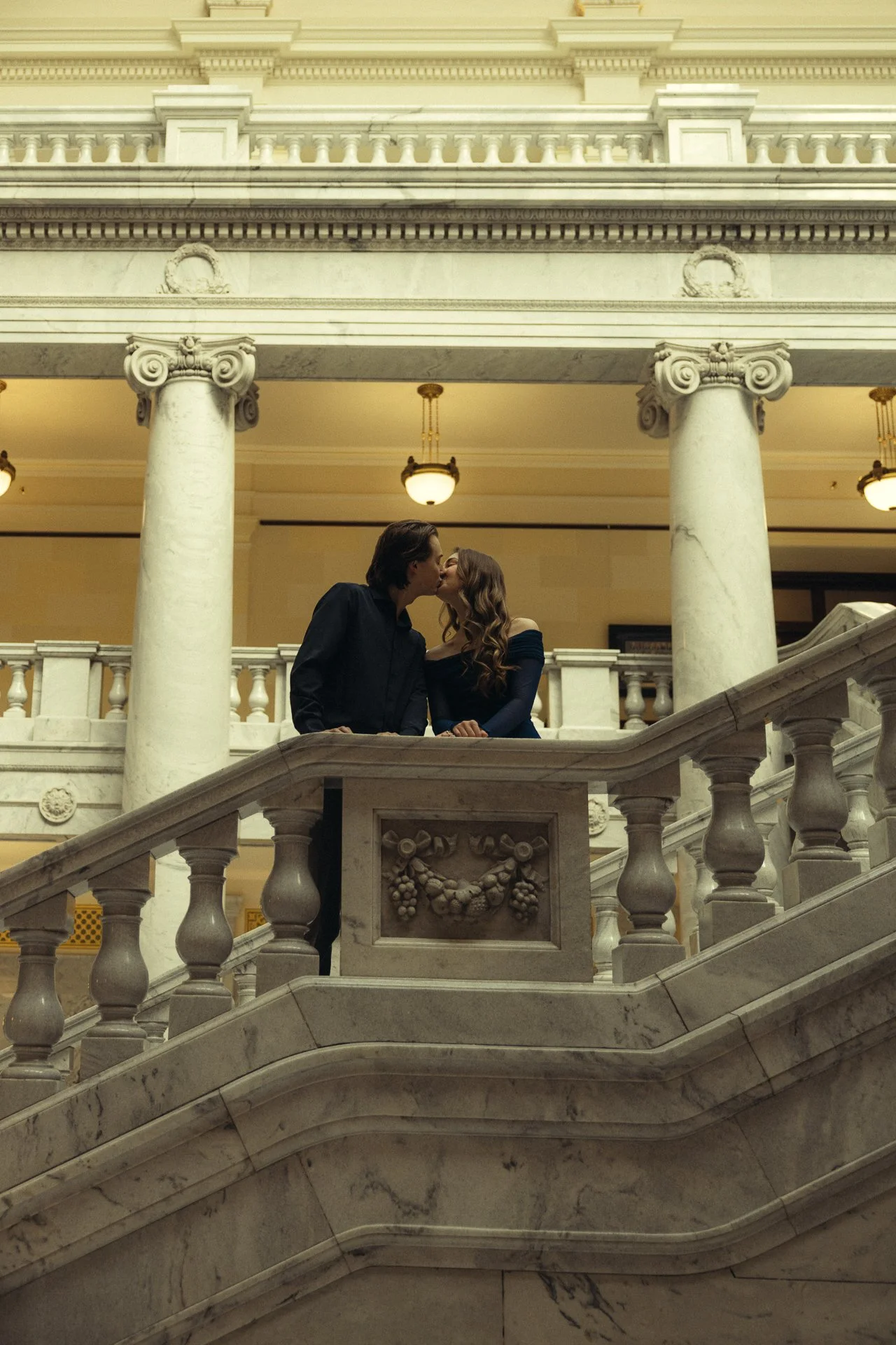 SLC-capital-building-engagement-photos-winter_Jessica_Simons_Photography-4.jpg