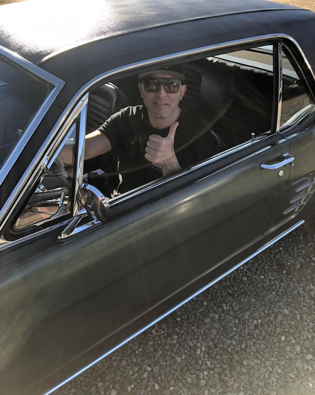 Thumbs up from Danny, his Mustang is a sweet ride . Moonbah Automotive and Exhaust went to town and fitted up a set of Drake exhaust headers , go the pony car , old mate Shelby would be proud 👍😎🏁