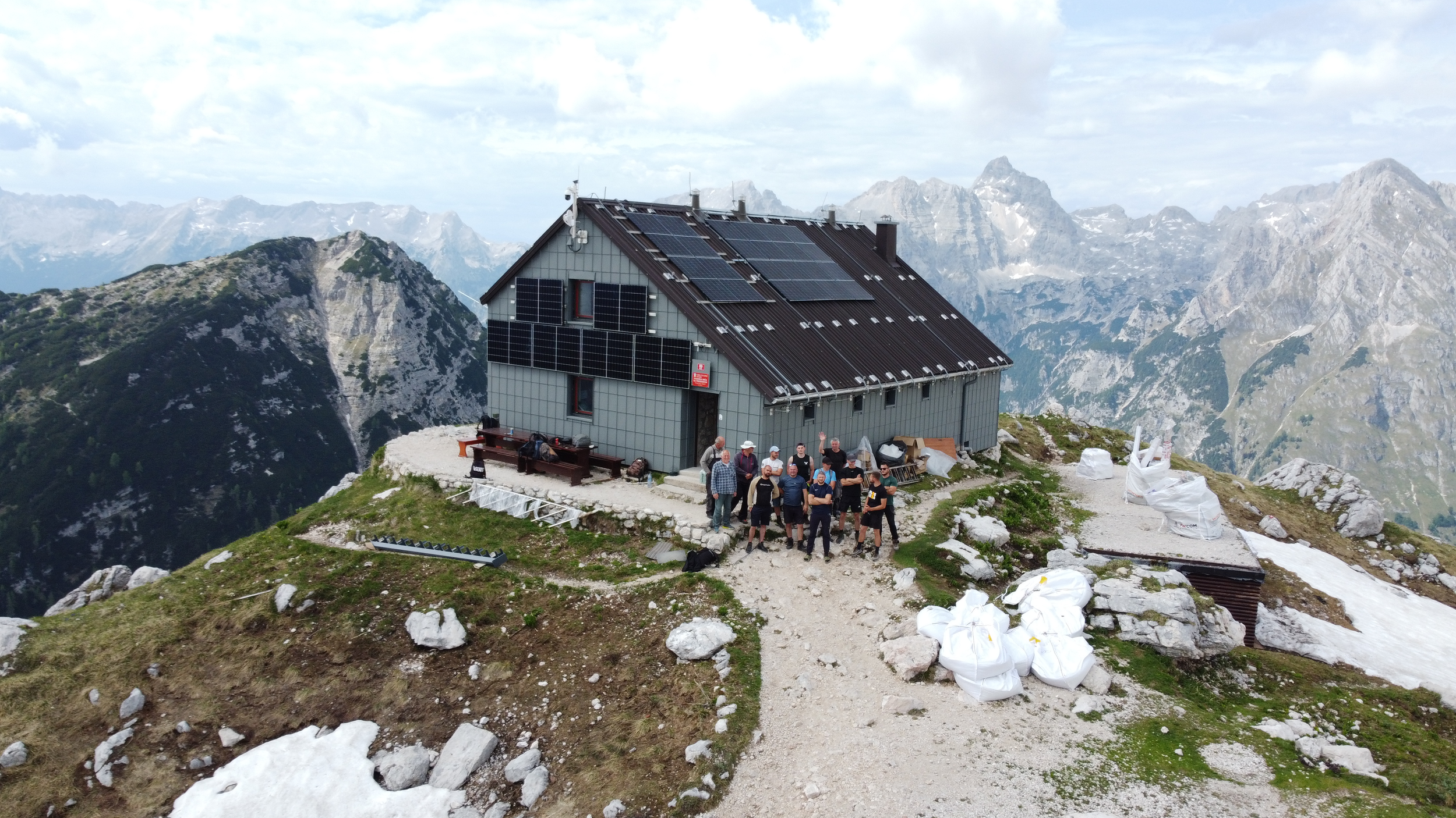 hut.png