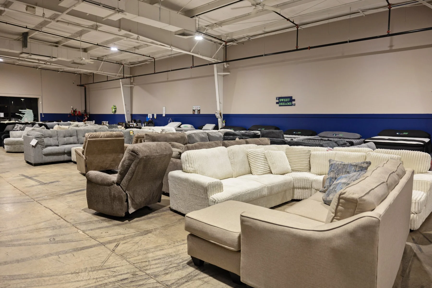 best place to buy a couch in alexandria la.jpg