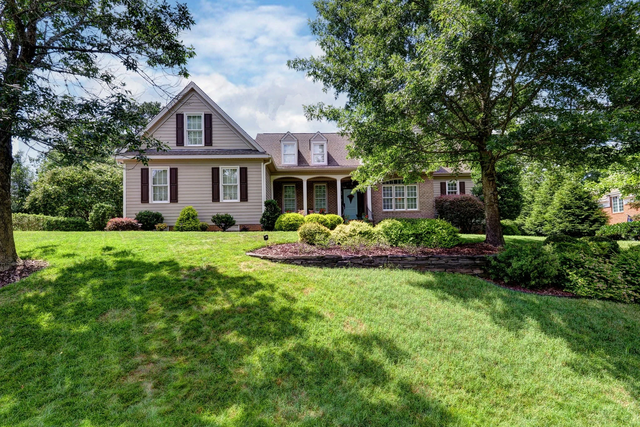 3315 Sawyer