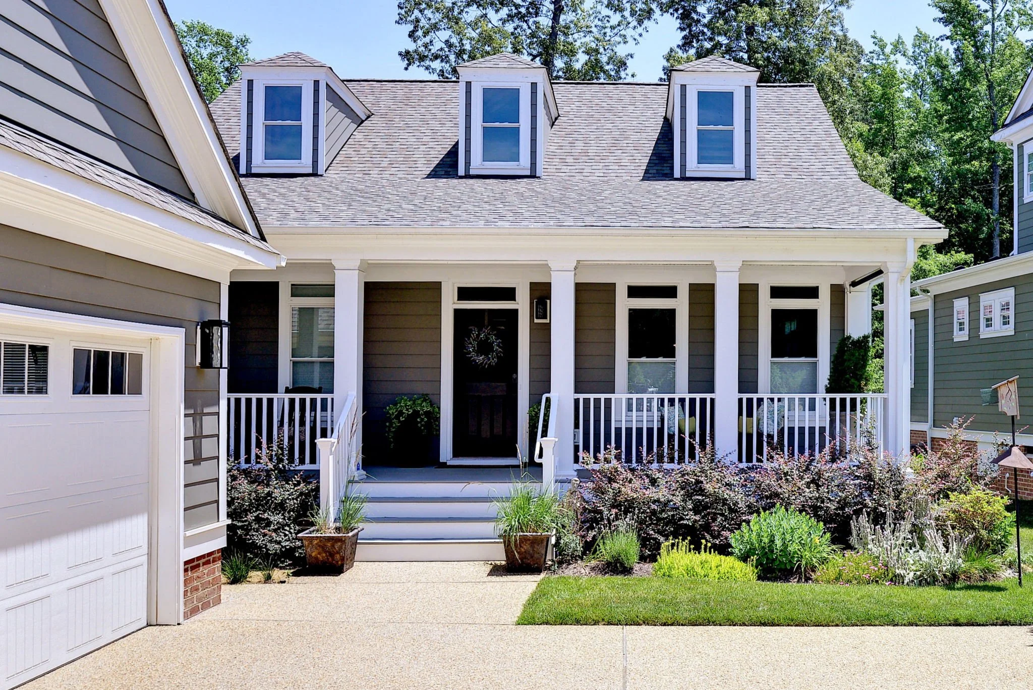 6011 Settlers Market