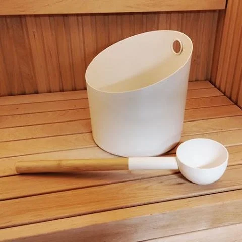 kolo-bucket-ladle-4-wht-1.jpg