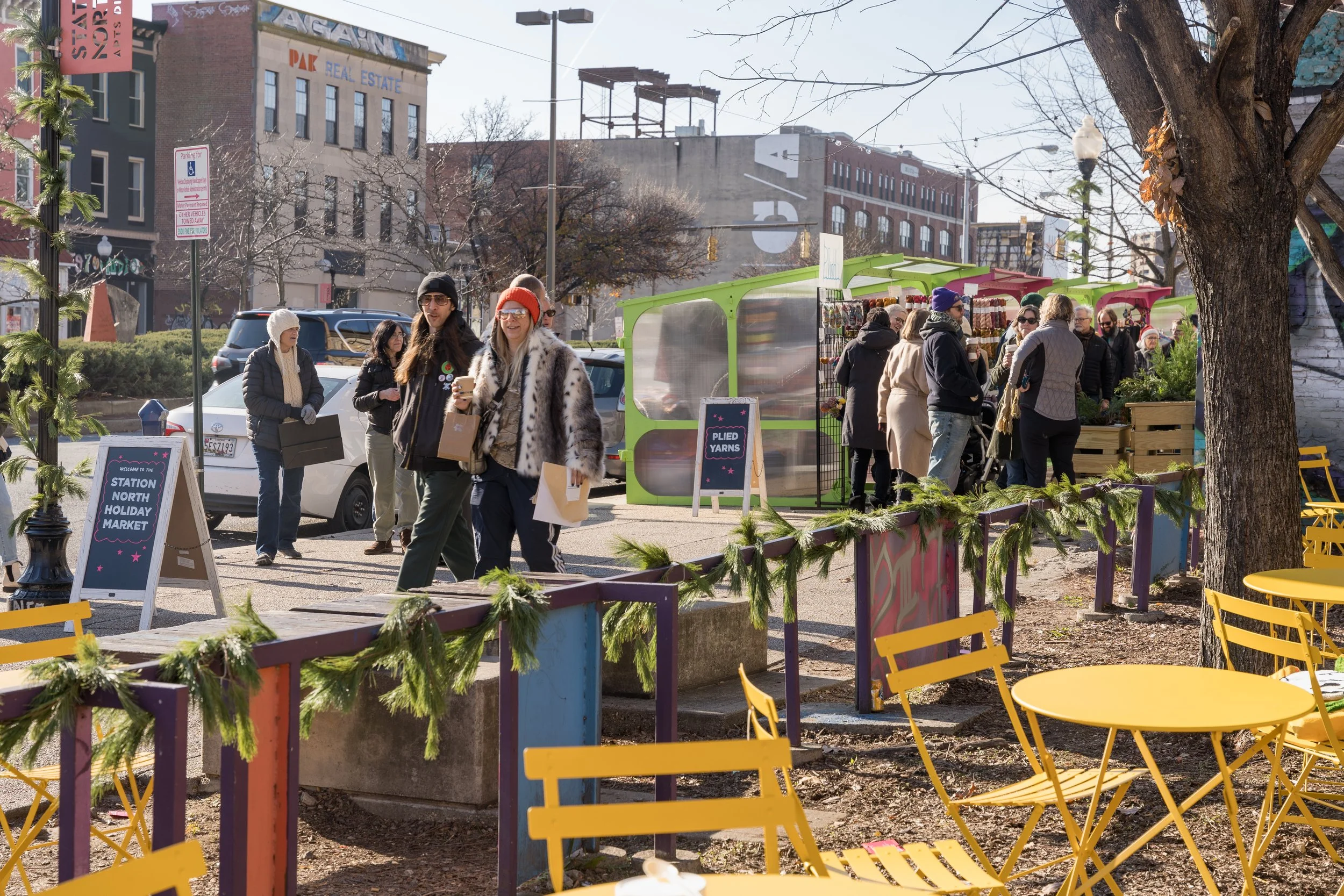 MCB241214_StationNorth_HolidayMarket-005.JPG