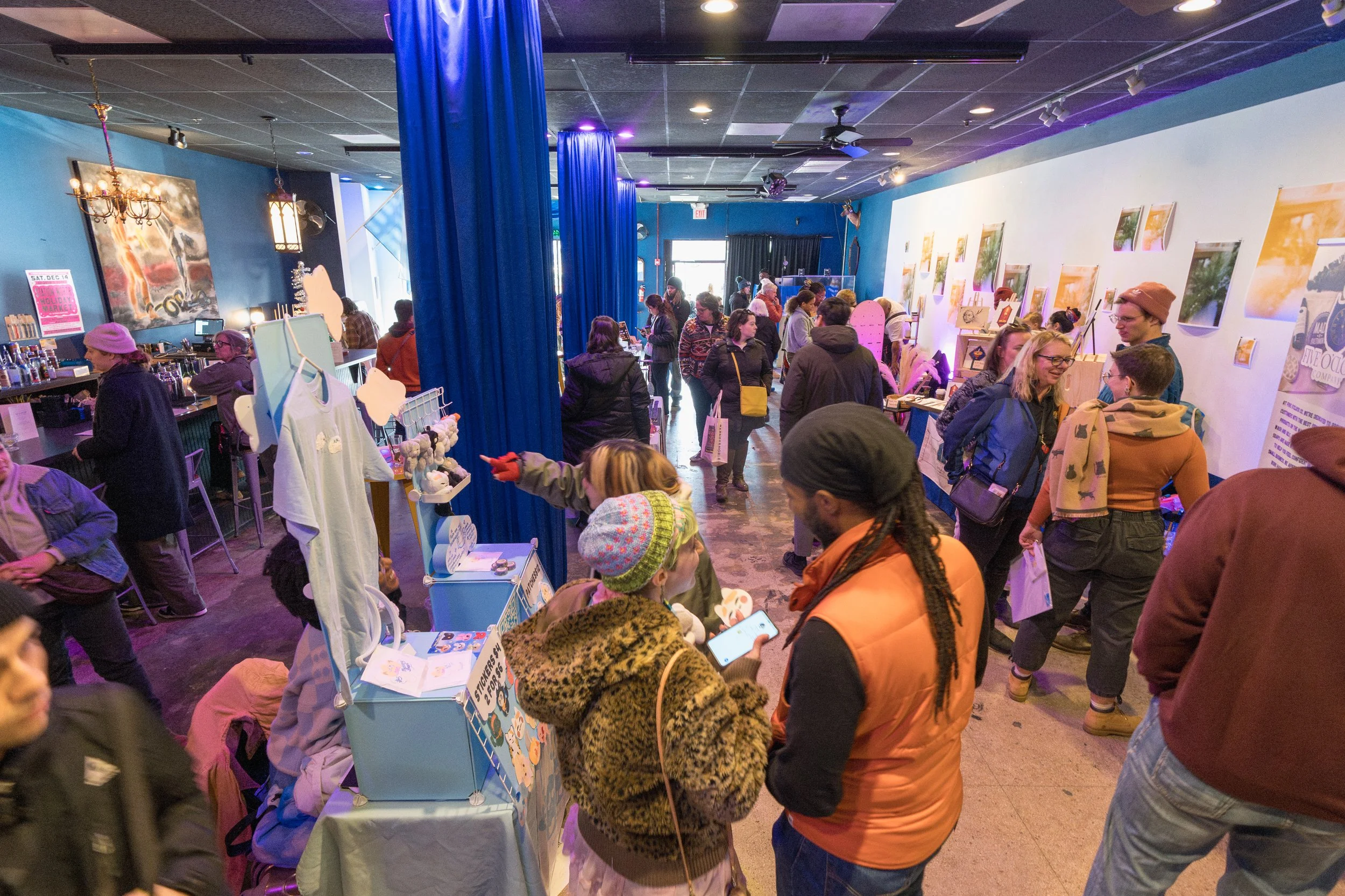 MCB241214_StationNorth_HolidayMarket-068.JPG