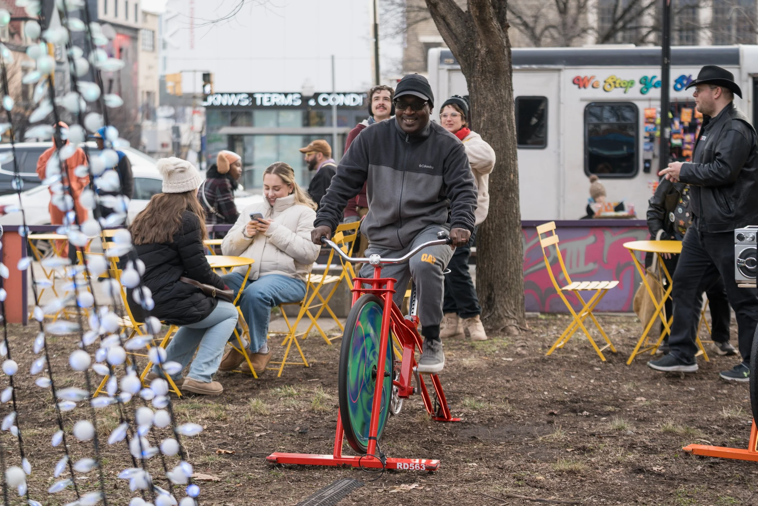 MCB251213_HolidayMarket-113.JPG