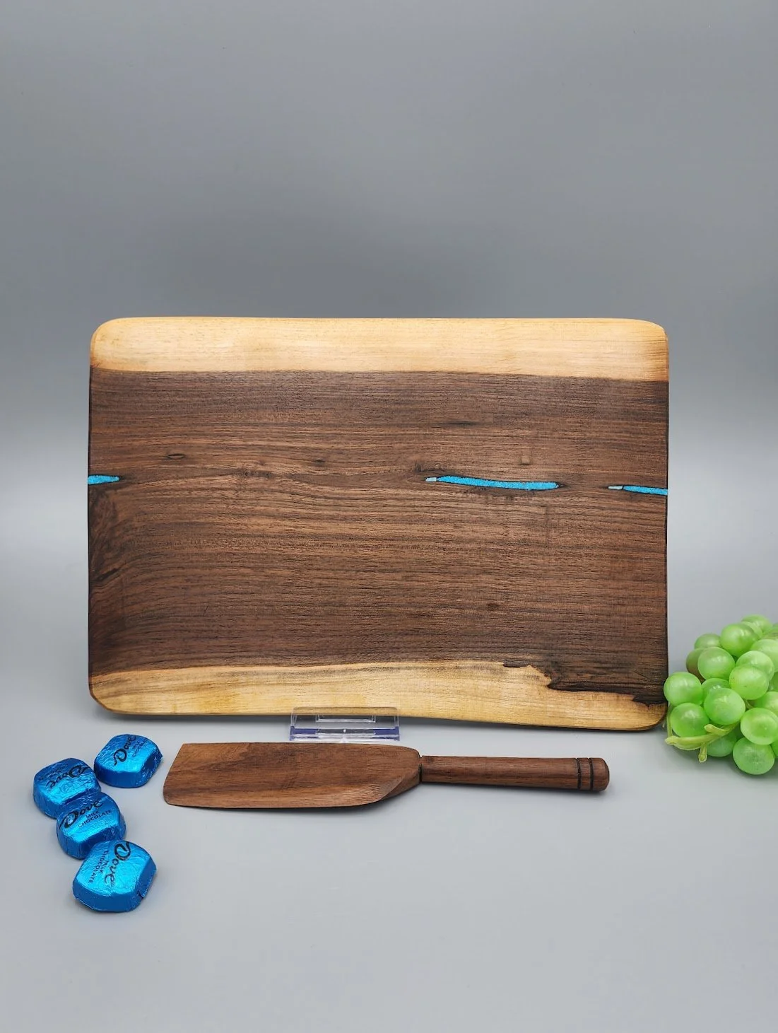 20015 Cheese Board with knife - front top.jpg