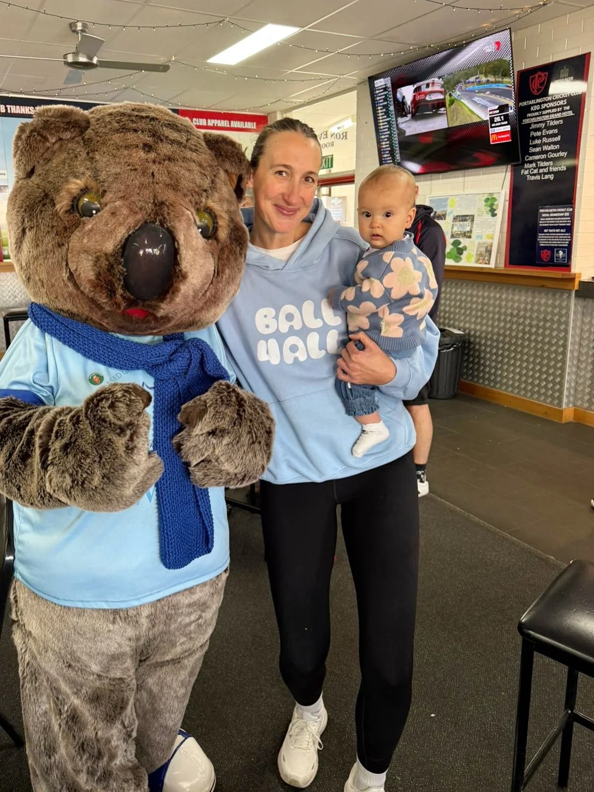 Such a special day as an Ambassador for the Wombat&rsquo;s Wish fundraiser walk 🐾 We ran a netball clinic for some of the kids and got to meet so many amazing people. Mabel even got to meet Freeman the wombat! 🐨 

The work they do for children afte