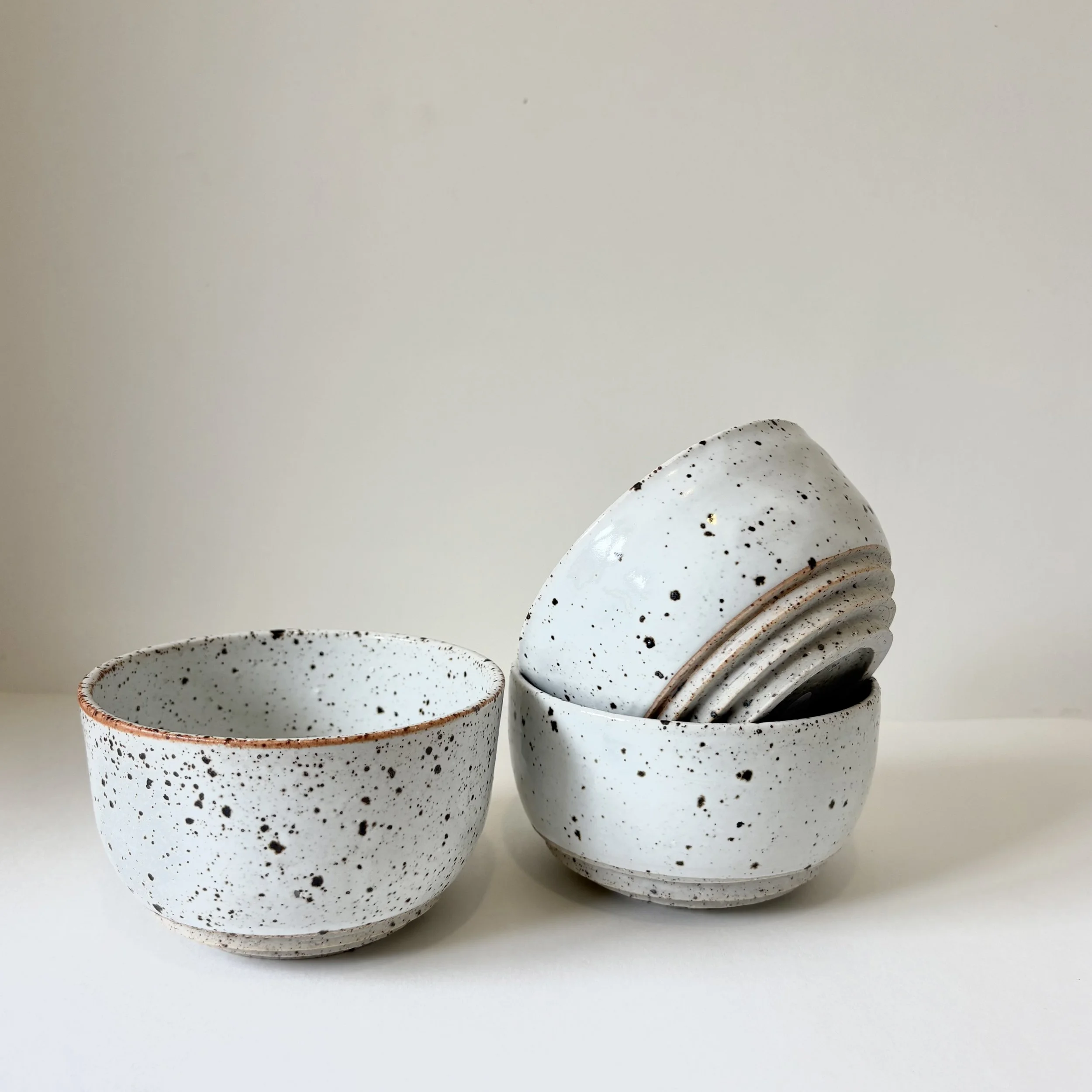 White speckle bowl