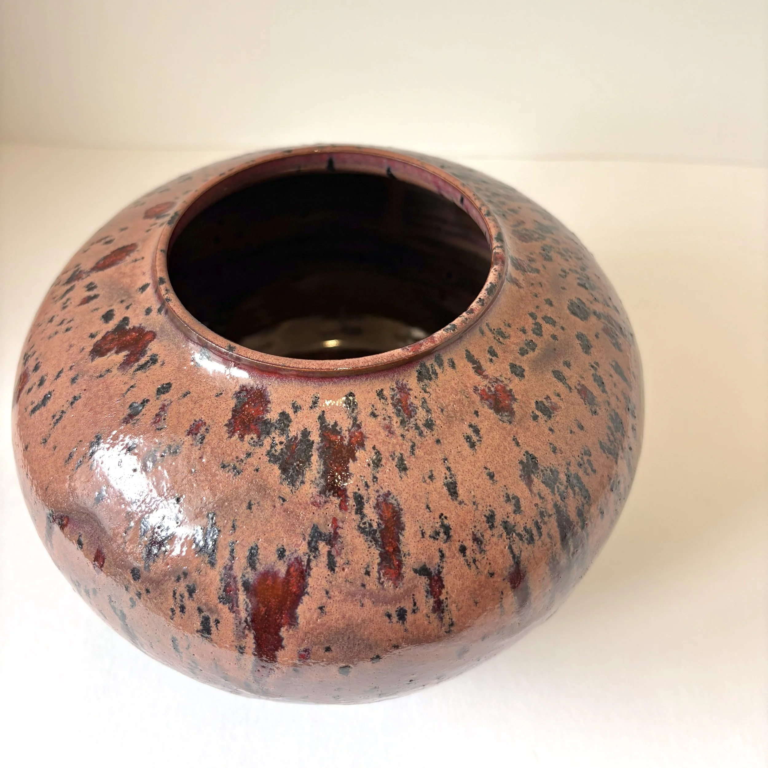 Plum speckle vase - Sample