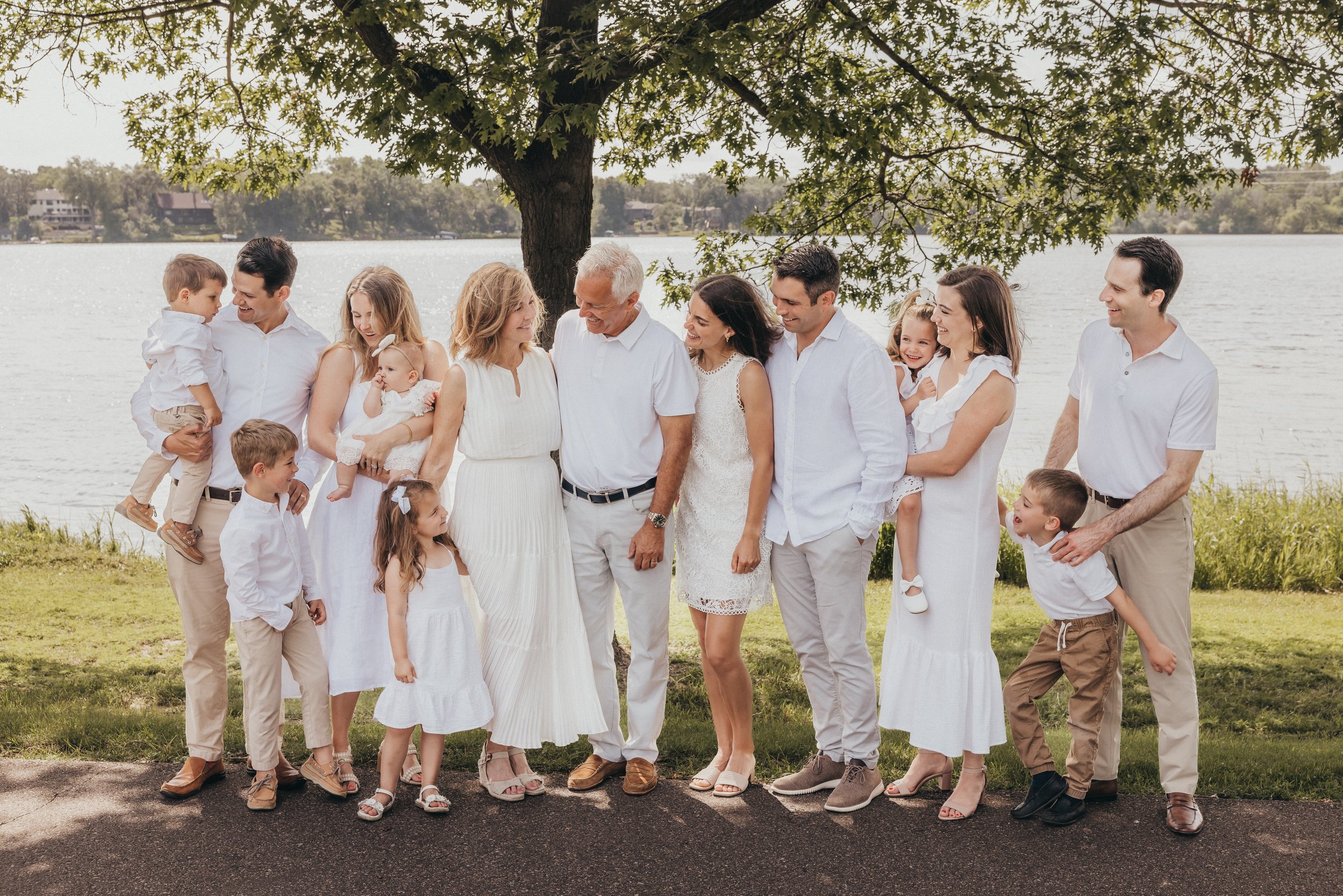 KatieB-ExtendedFamily-51.jpg
