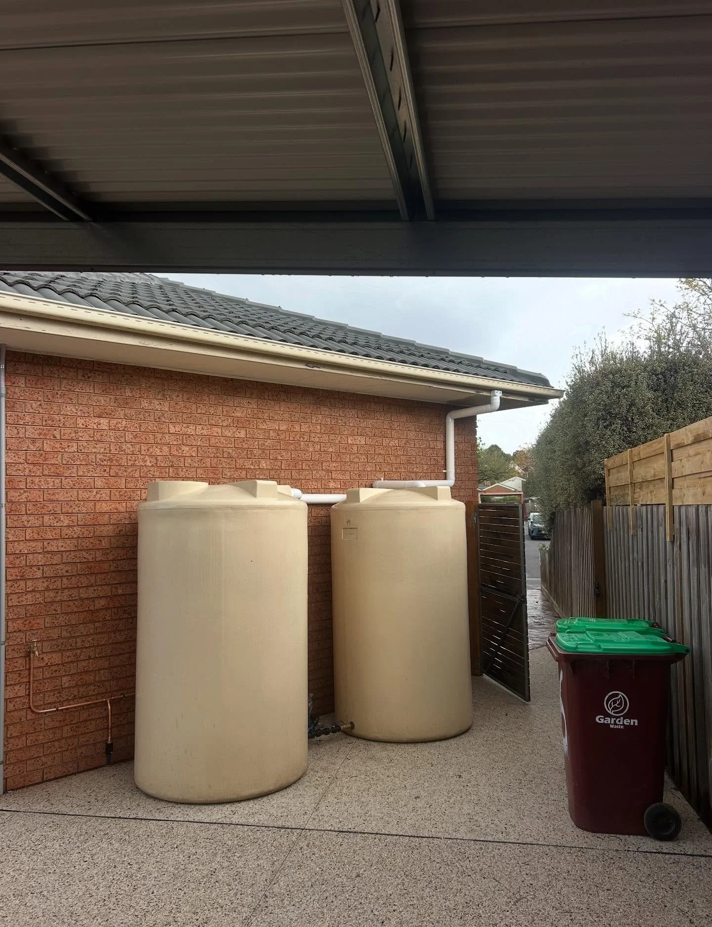 New tank and pump setup in narre warren feeding the freshly installed irrigation system! 

Eco friendly and Cost Saving a big tick from us ✅