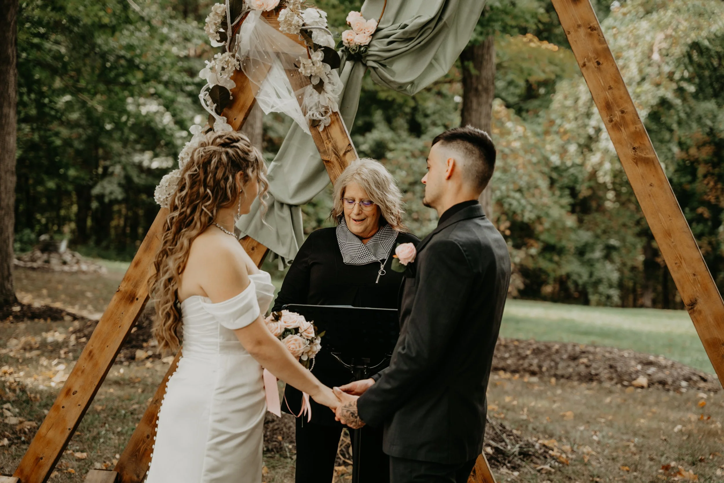 Kyle & Tia - Ceremony-46.jpg