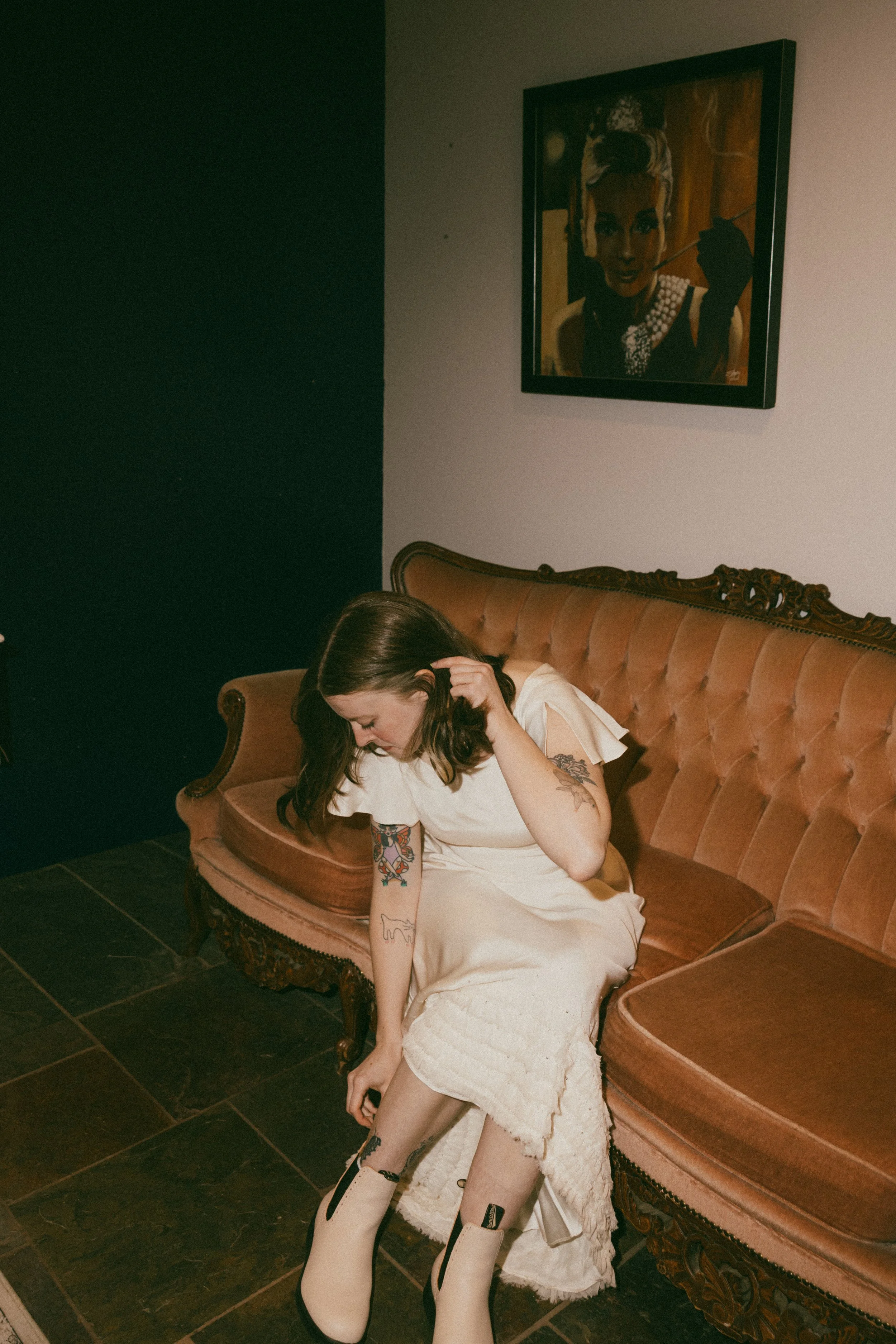 C&M_Sydneylynnephoto_Gettingready-14.jpg