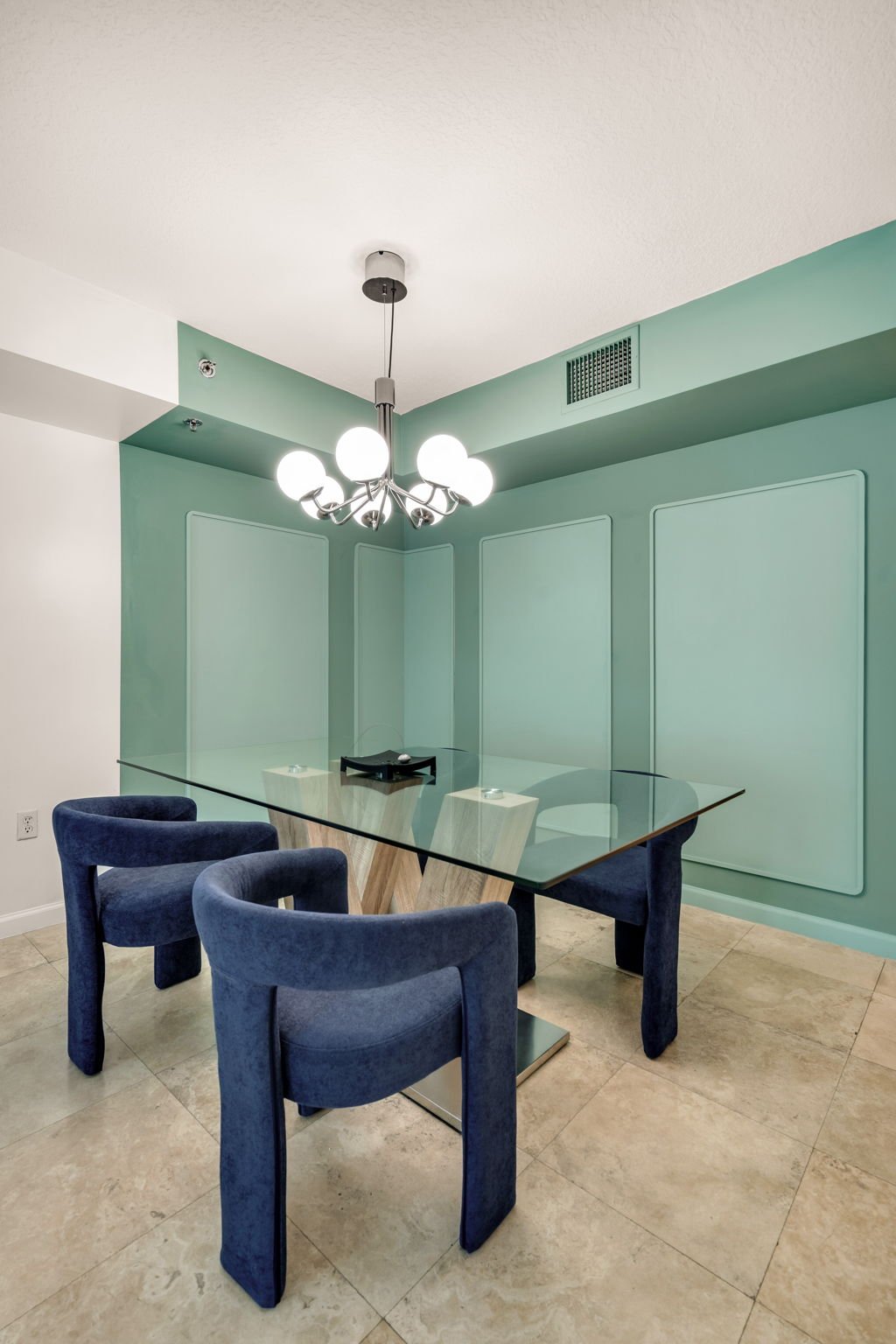 8-web-or-mls-1200BrickellBayDr2409-7.jpg