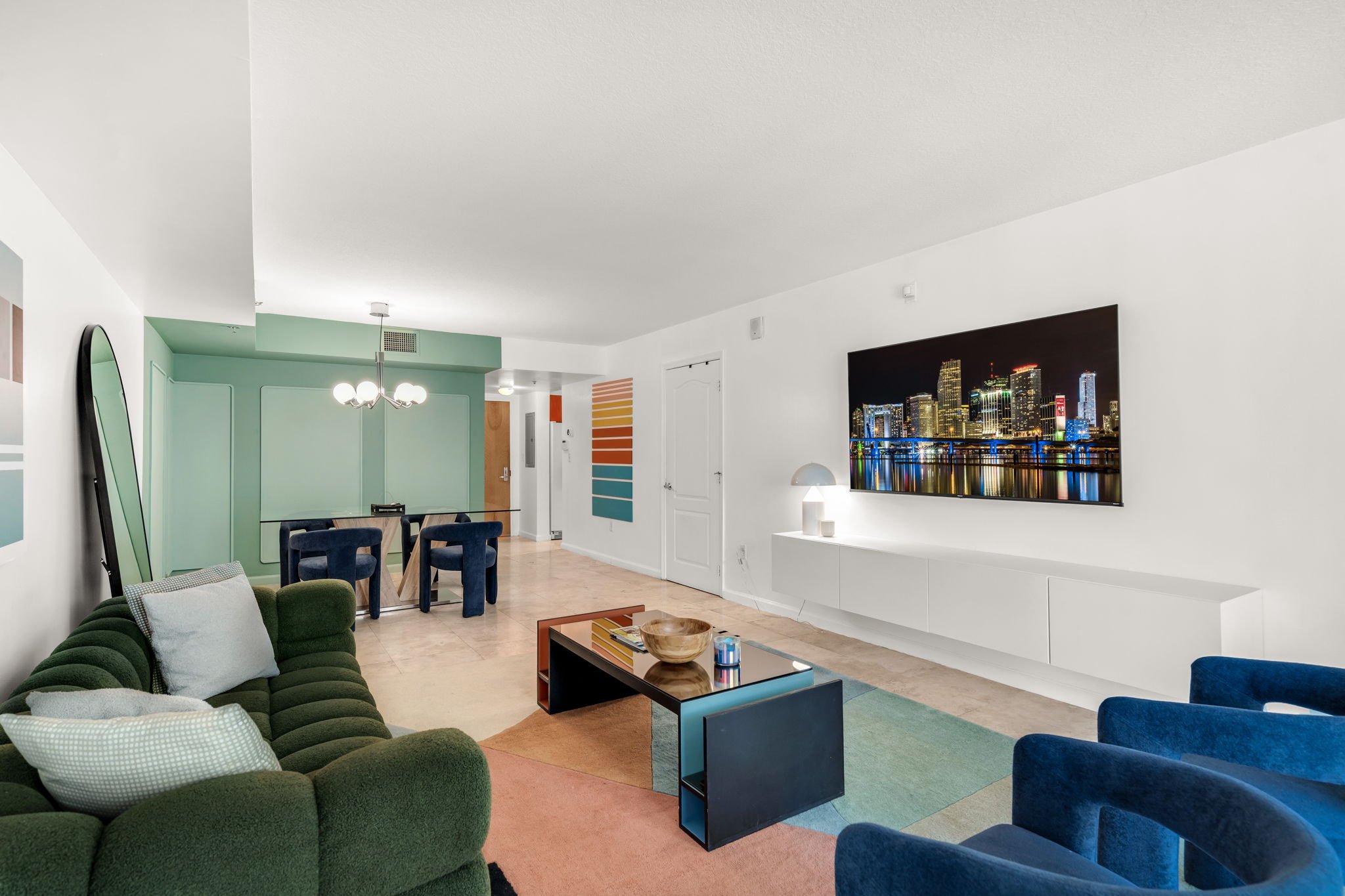 6-web-or-mls-1200BrickellBayDr2409-5.jpg