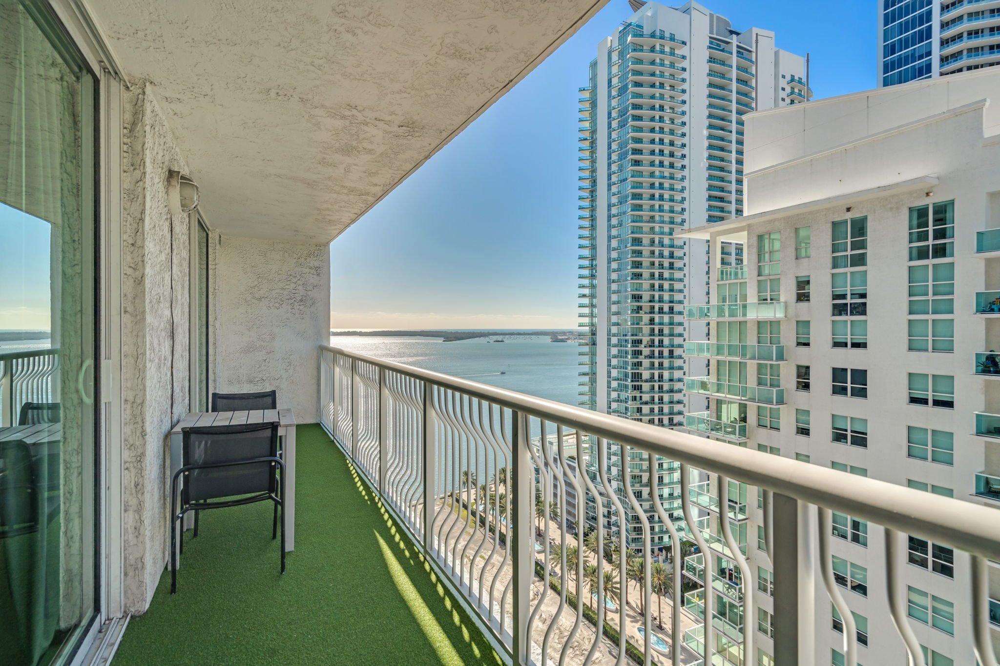 28-web-or-mls-1200BrickellBayDr2409-27.jpg