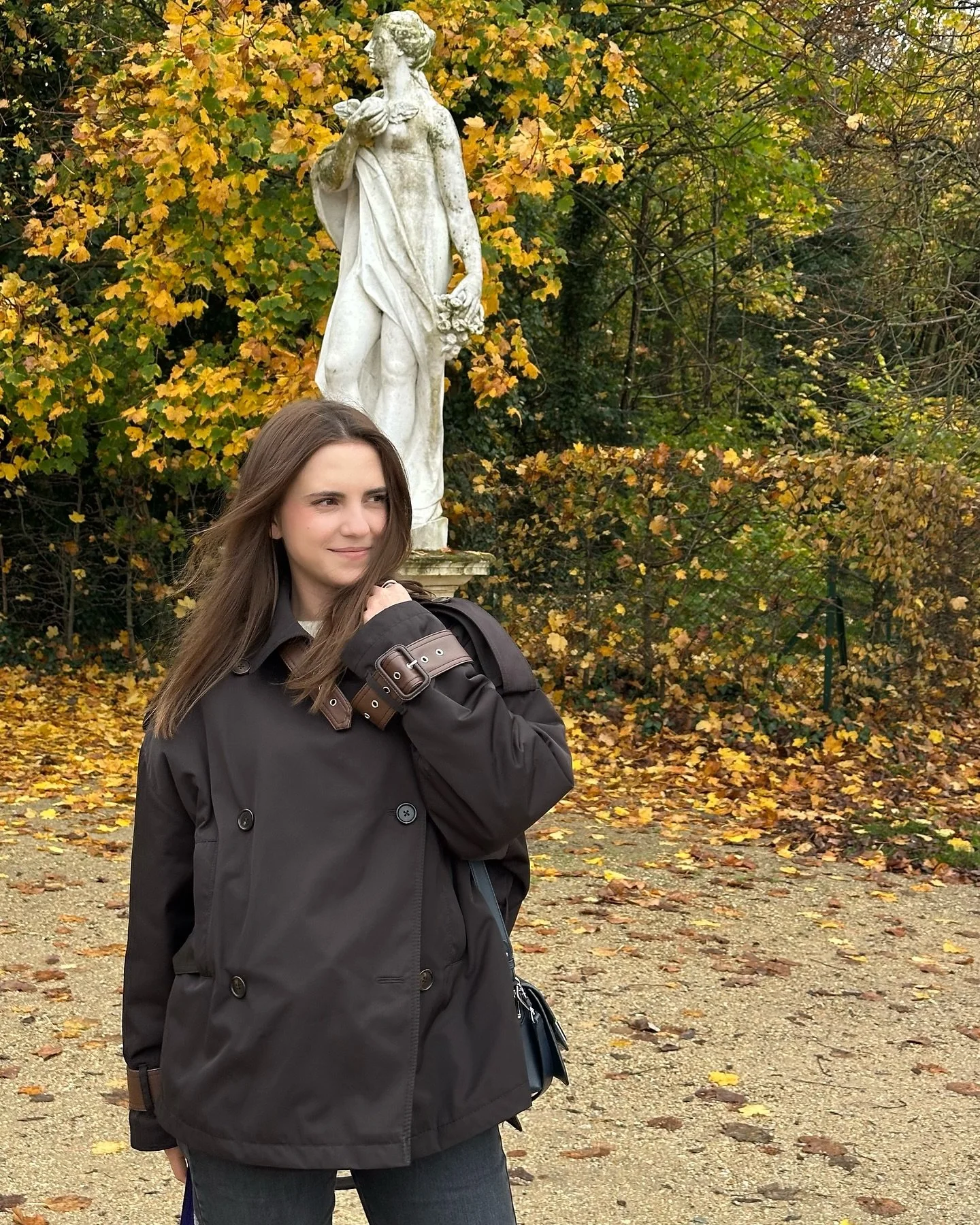 The modern essential &mdash; the Short Classic Trench Coat ✨
Made to order from a premium water-repellent cotton blend, designed for effortless elegance and everyday wear.

Choose your color, size, and fit &mdash; your trench, your way.
Handcrafted i