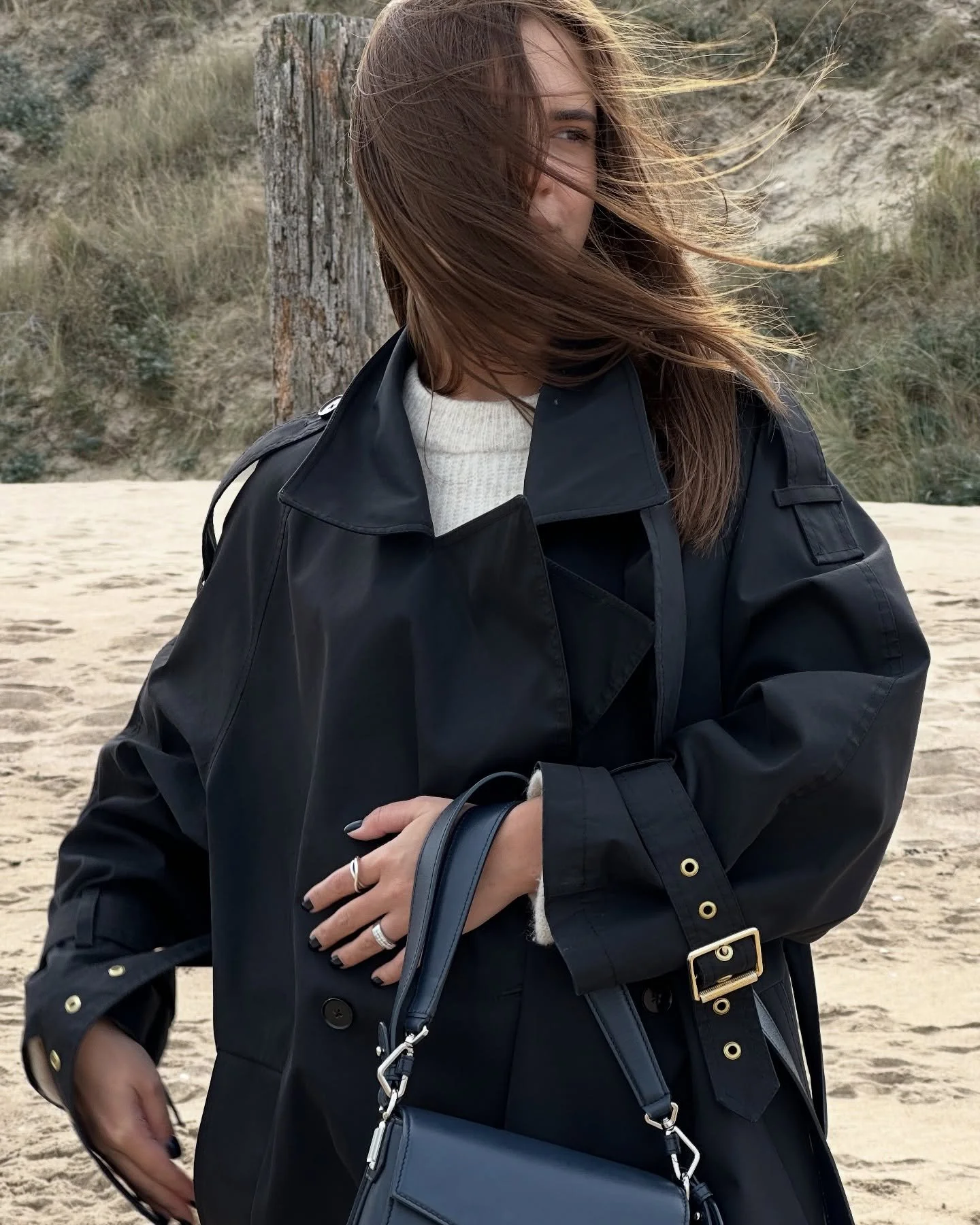 It&rsquo;s trench season 🍂
And what could be better than a trench made especially for you &mdash; by @clossome?

#clossome #clossome_catalog #clossome_trench