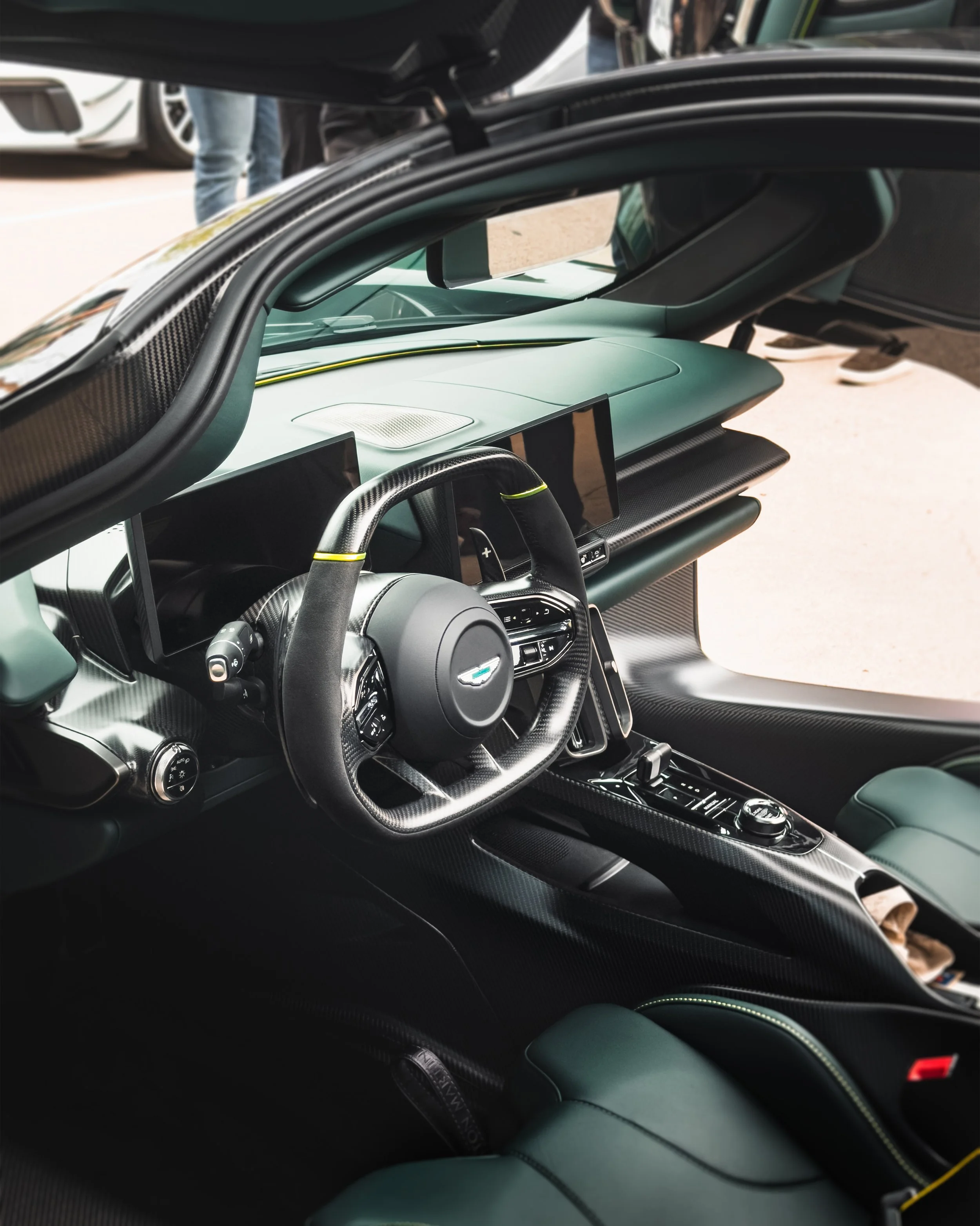 Aston Martin Valhalla - 6
