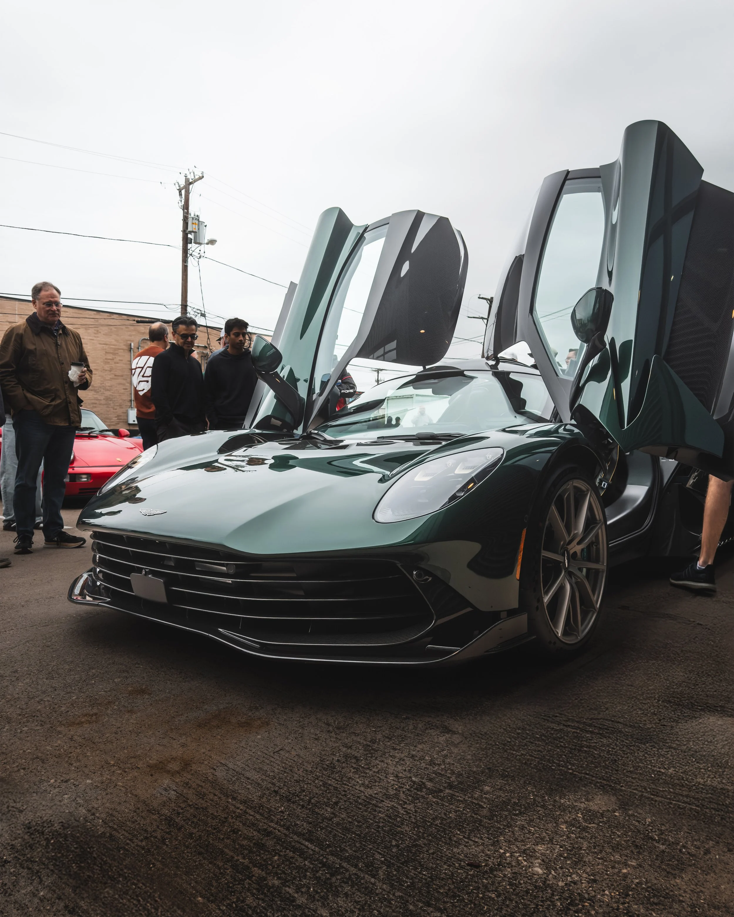 Aston Martin Valhalla - 3