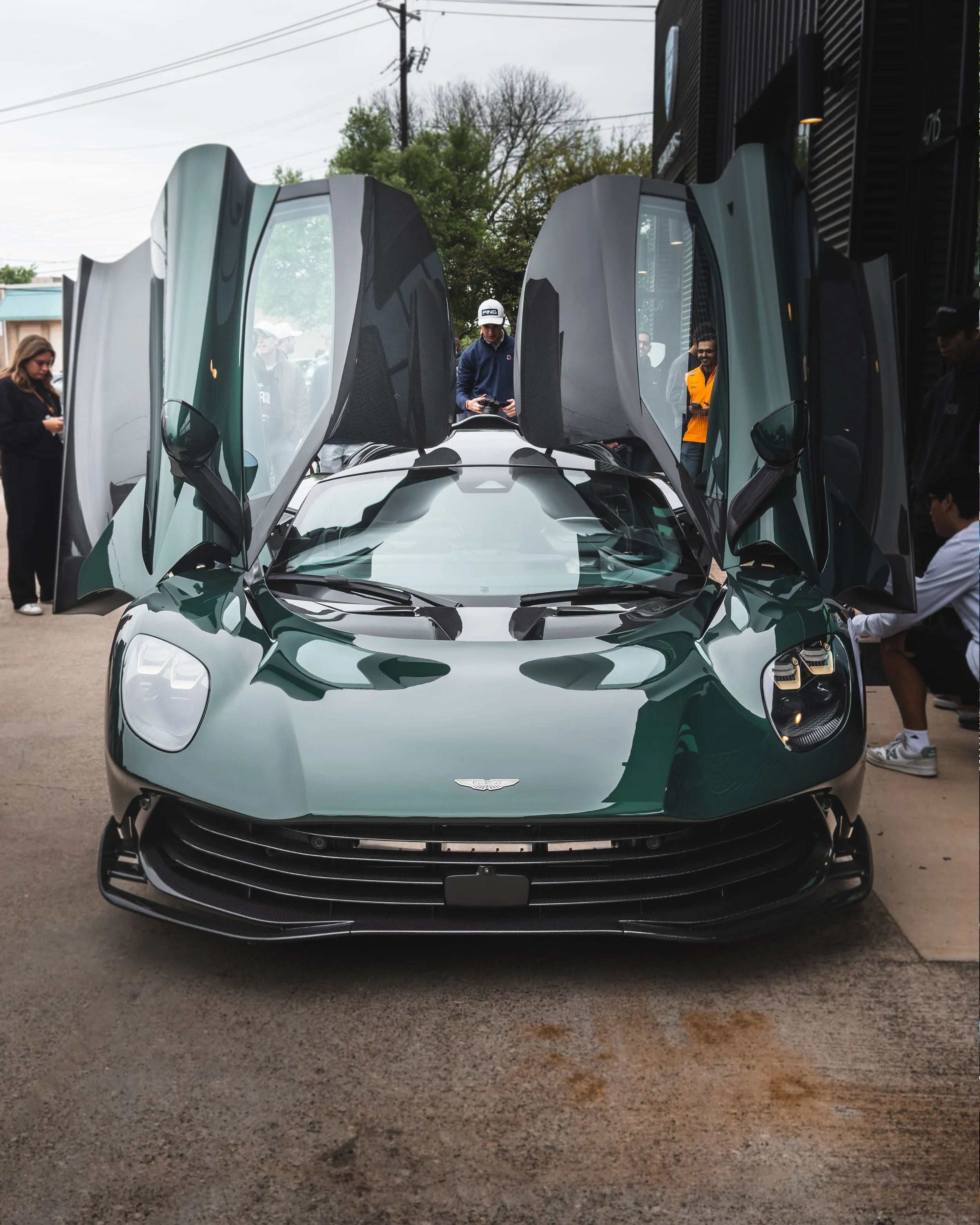 Aston Martin Valhalla - 2