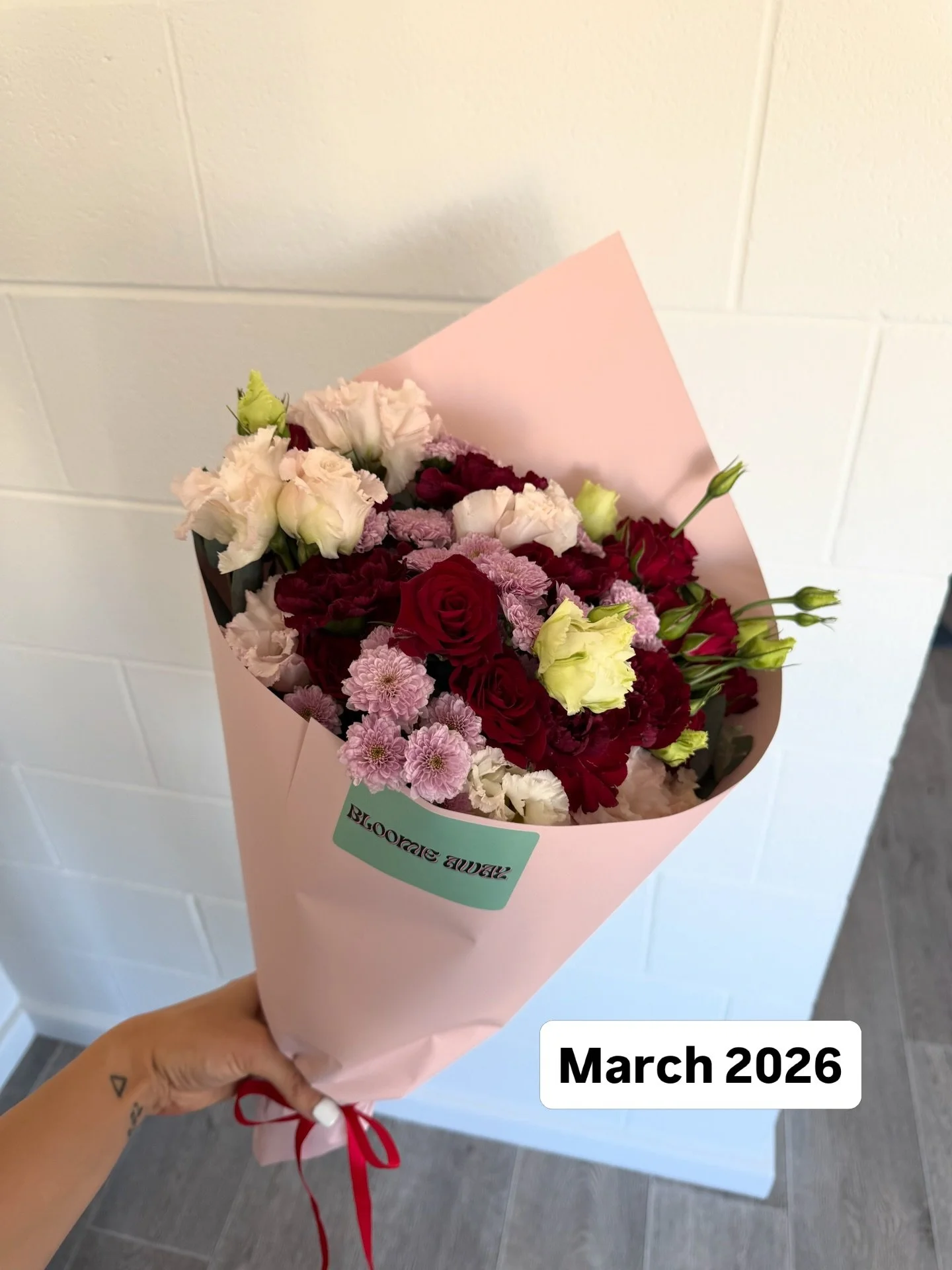 How I&rsquo;m improving my products with every order:

❤️ Using more luxury flowers
❤️ More flower variety in each bouquet
❤️ Getting better at making bouquets with time &amp; practice
❤️ More sure of my style
❤️ More confidence as a florist &amp; mo