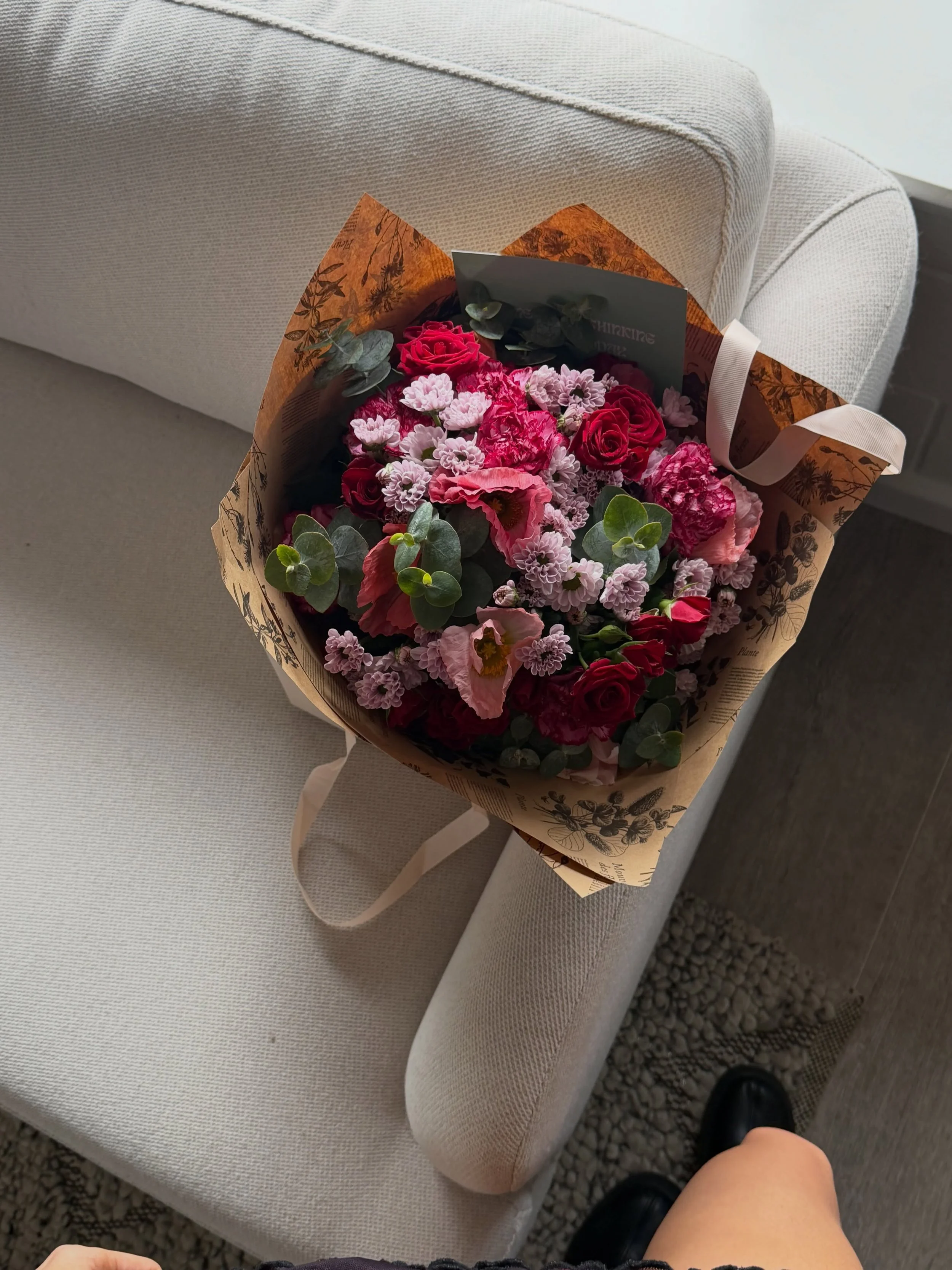 This bouquet was so yummyyy 🍒🌸

Order now 🥰 link in bio 🔗