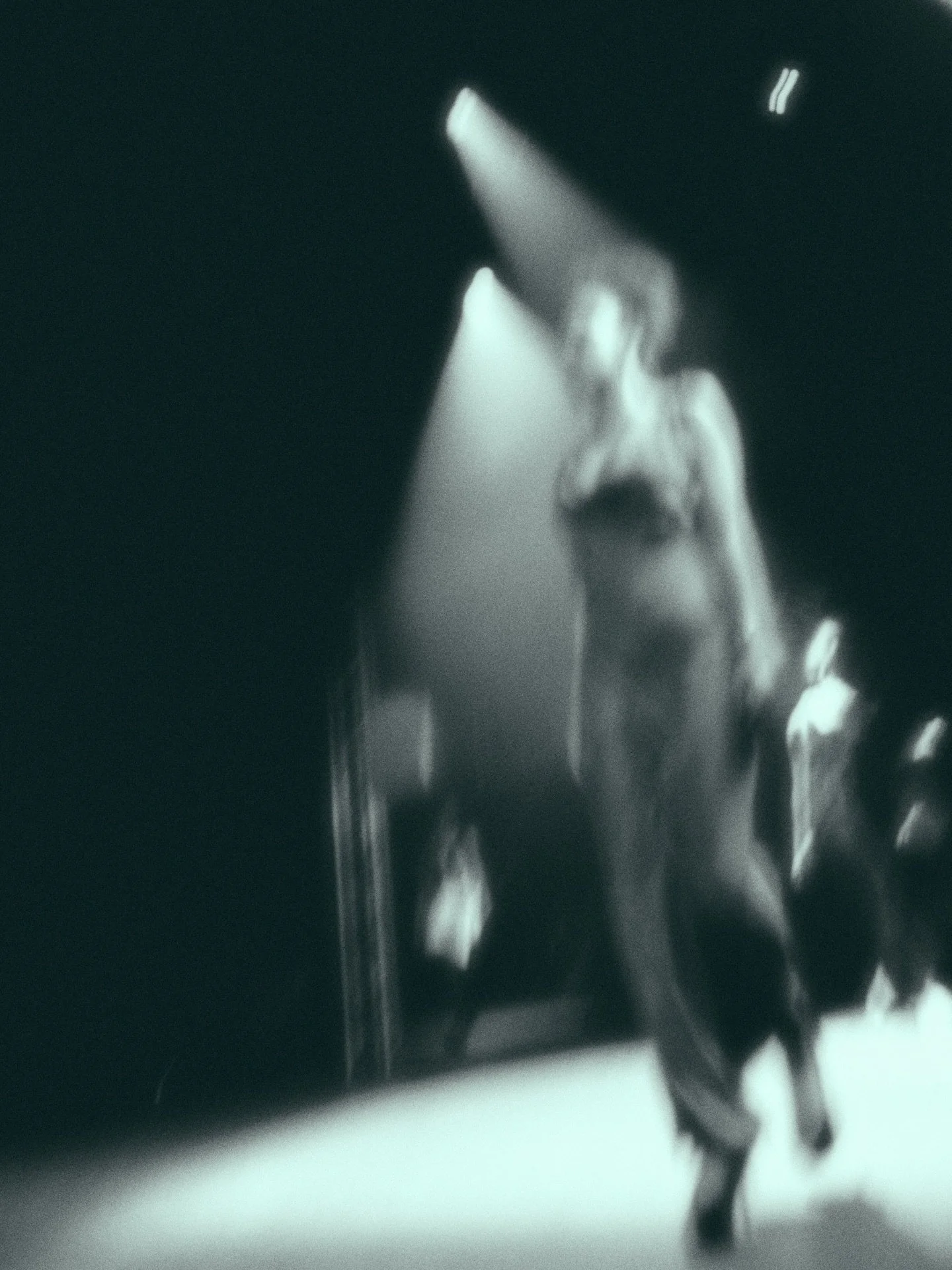 BURNING OAK, NOVEMBER

My proudest work to date with an incredible team around me
Producer &amp; Head Makeup @jesslouisemacrae 
Photography @joshszeto_ 
Head Operations @rohannarastkar 
Head Hair @doh_rah_28 @urbankurlstudio
Models @catemoyle
@drisht