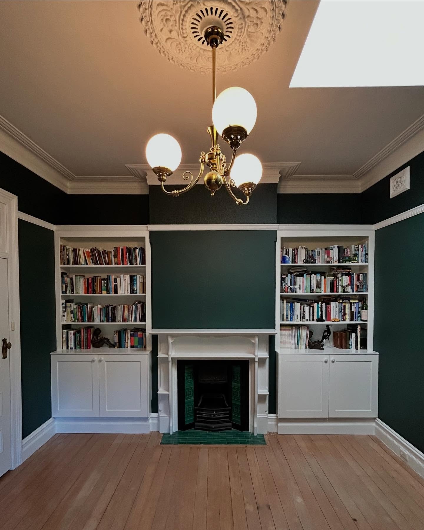 We had a bit of fun on this job! The wallpaper and green walls were a beautiful match lifting the room and giving it an edge we love! 

Wallpaper from @casamance_official 
Tea of china eggshell finish from @porterspaints