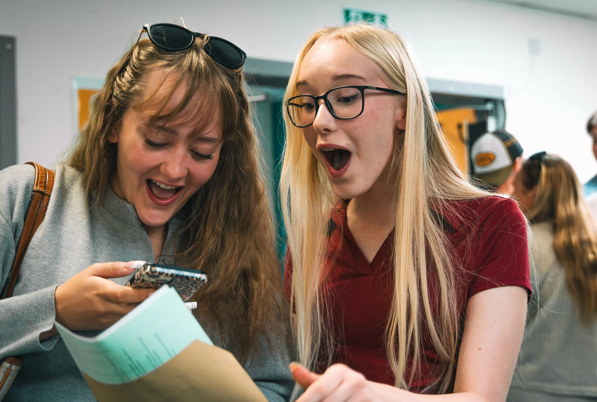Mossbourne Fobbing Academy celebrates continued record-breaking GCSE success