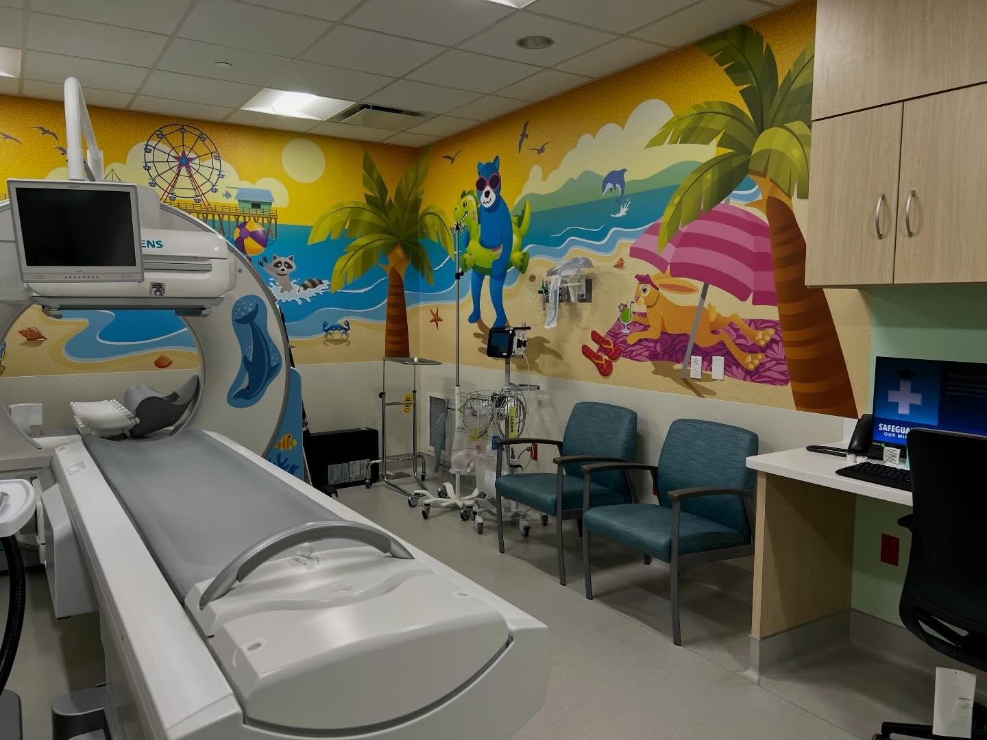 Tired of the cold? We are too. Too early to think about summer? Not in this room. 🌴☀️

#characterfarms