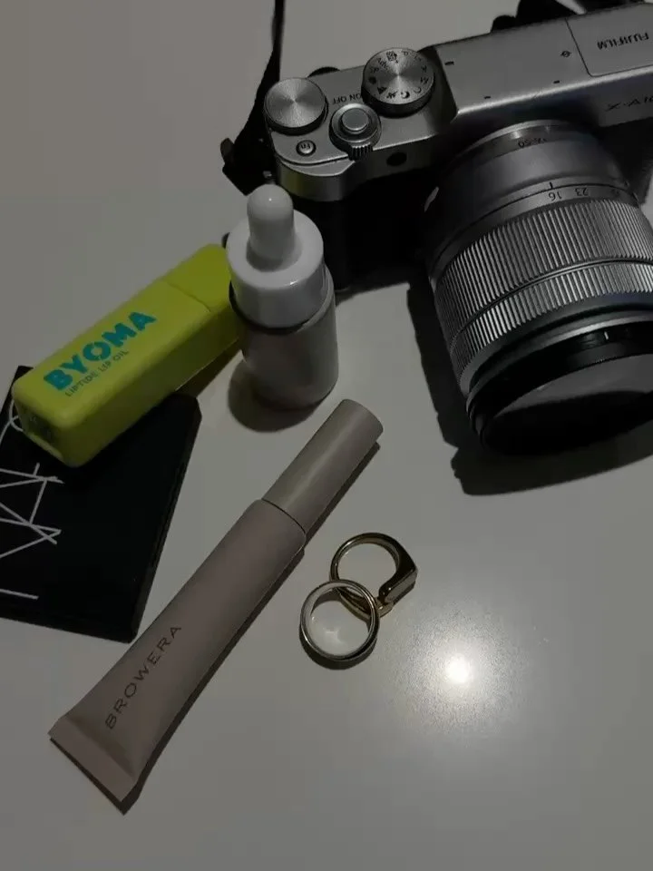A week in sydney wrapped 📸

Client shoots, UGC filming, sister time, golden sunsets, and a camera roll that now needs its own hard drive.
Work, play, and a little bit of magic in between. 

Grateful to have clients in different countries to be able 