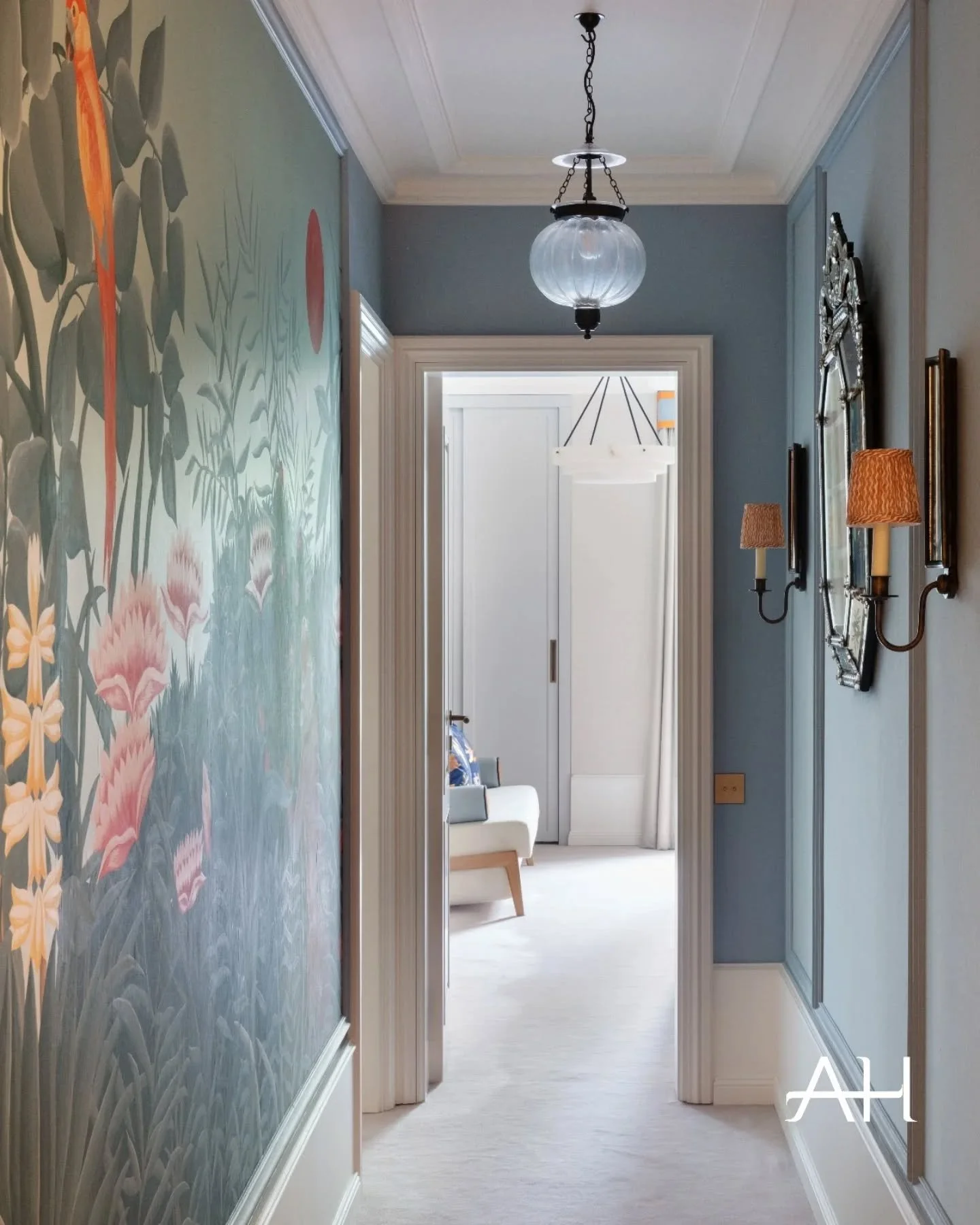 A home that doesn&rsquo;t resonate with who you are can weigh on the body and the mind.

That&rsquo;s why no two of our projects are ever alike. Every detail &mdash; from colour palettes to bespoke furniture &mdash; is chosen to echo the lifestyle, m