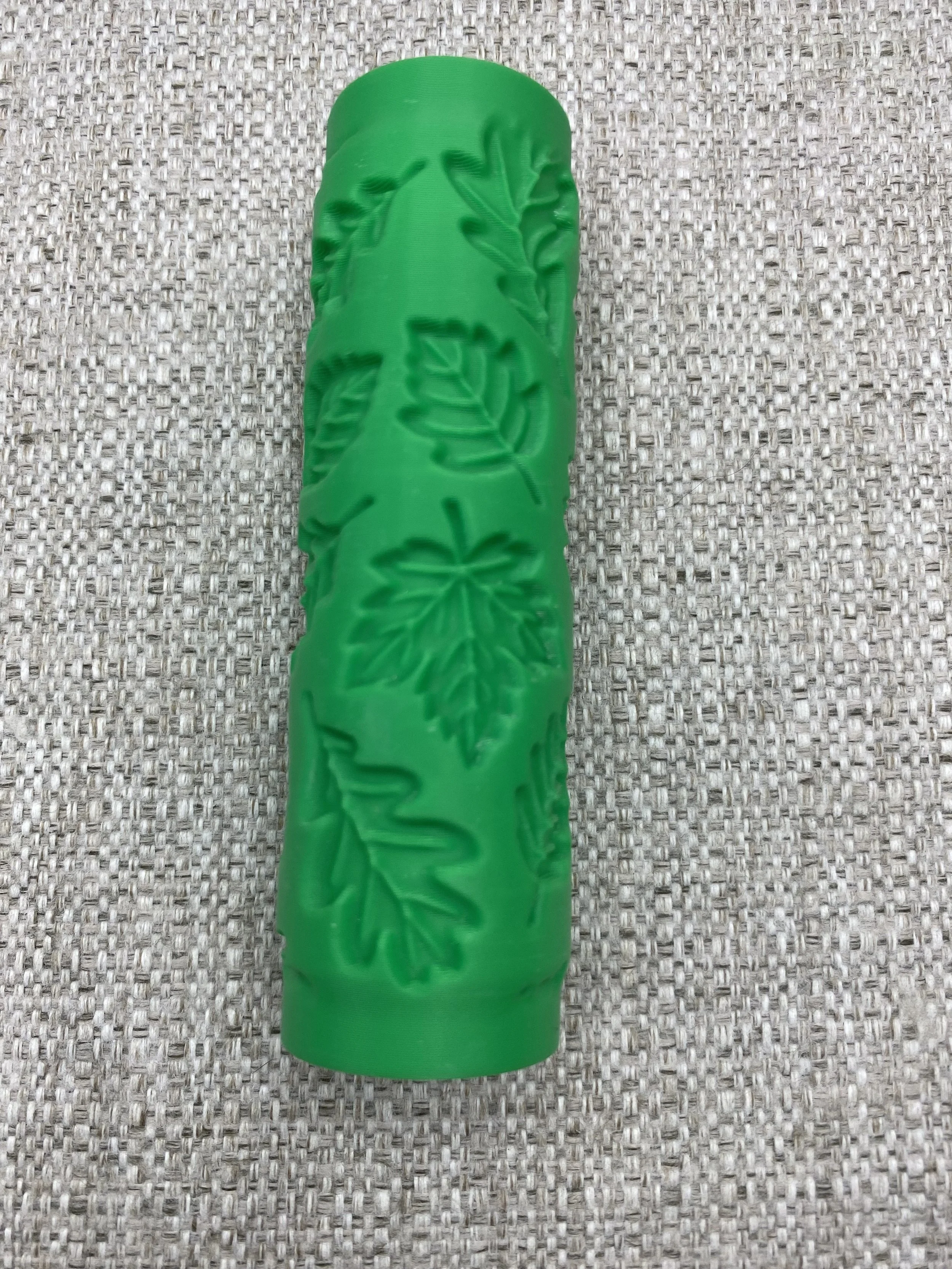 Autumn Leaves 10cm Roller