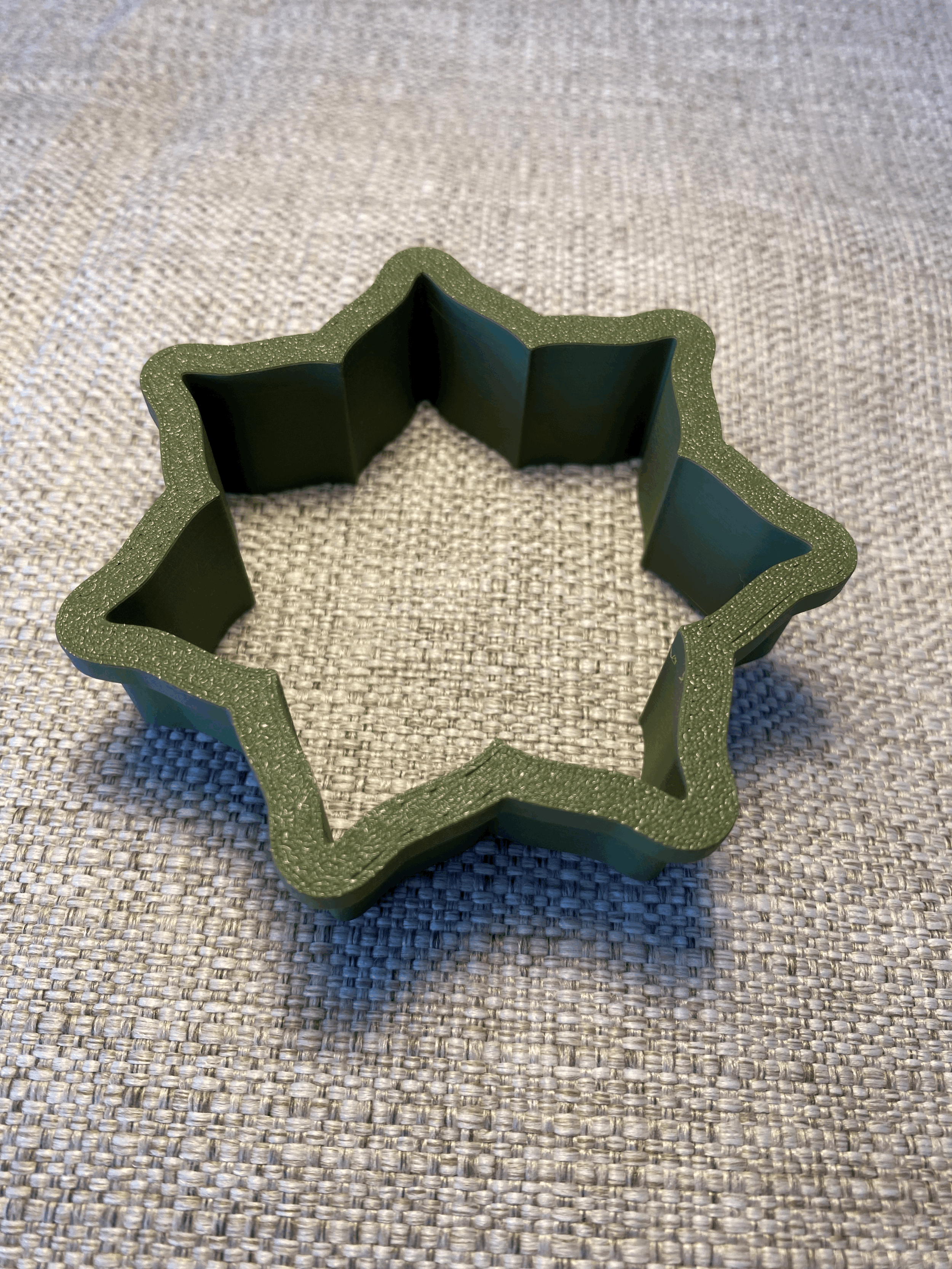 7 Pointed Petal Flower Cutter