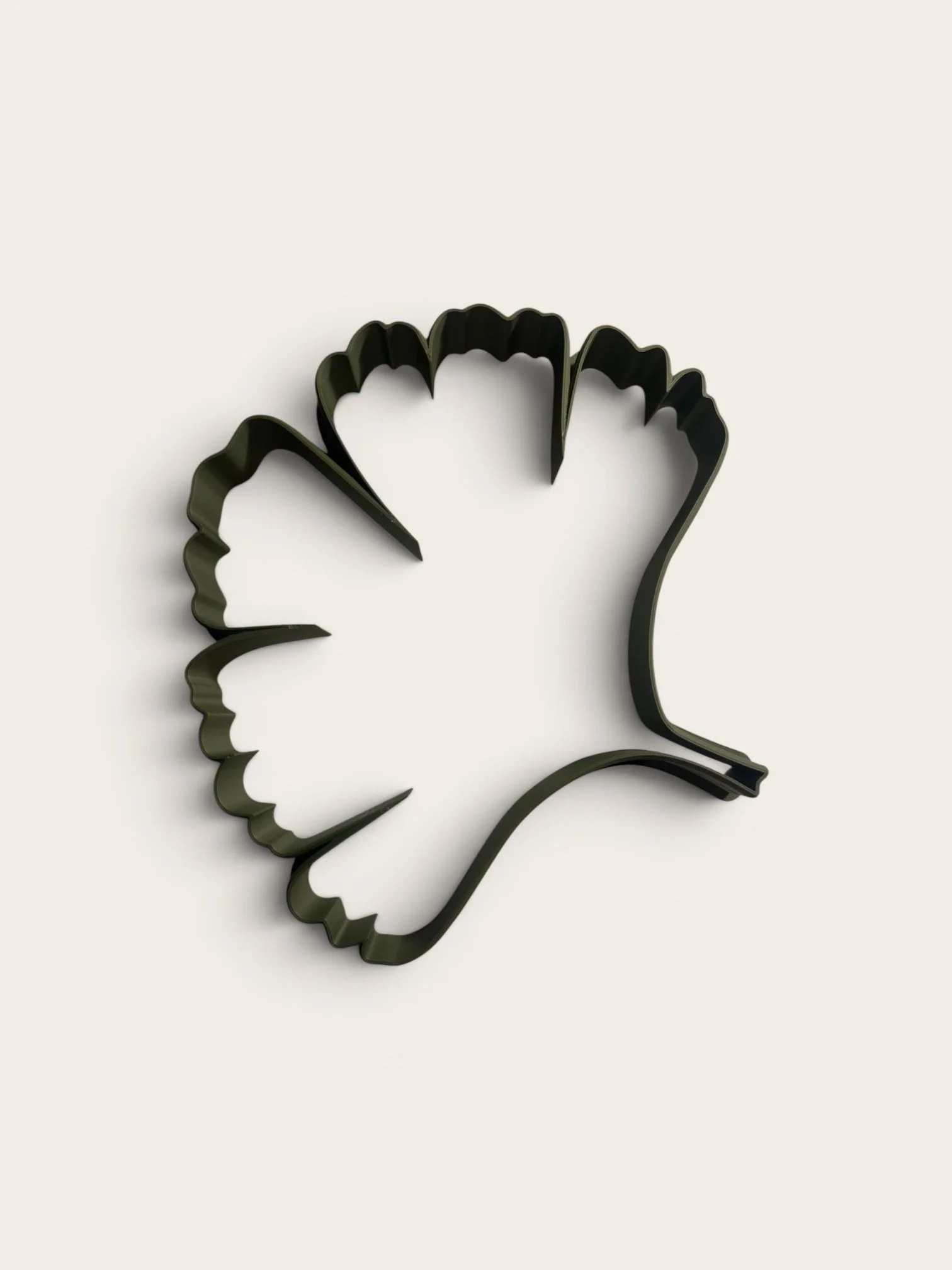 Ginkgo Leaf Plate Cutter
