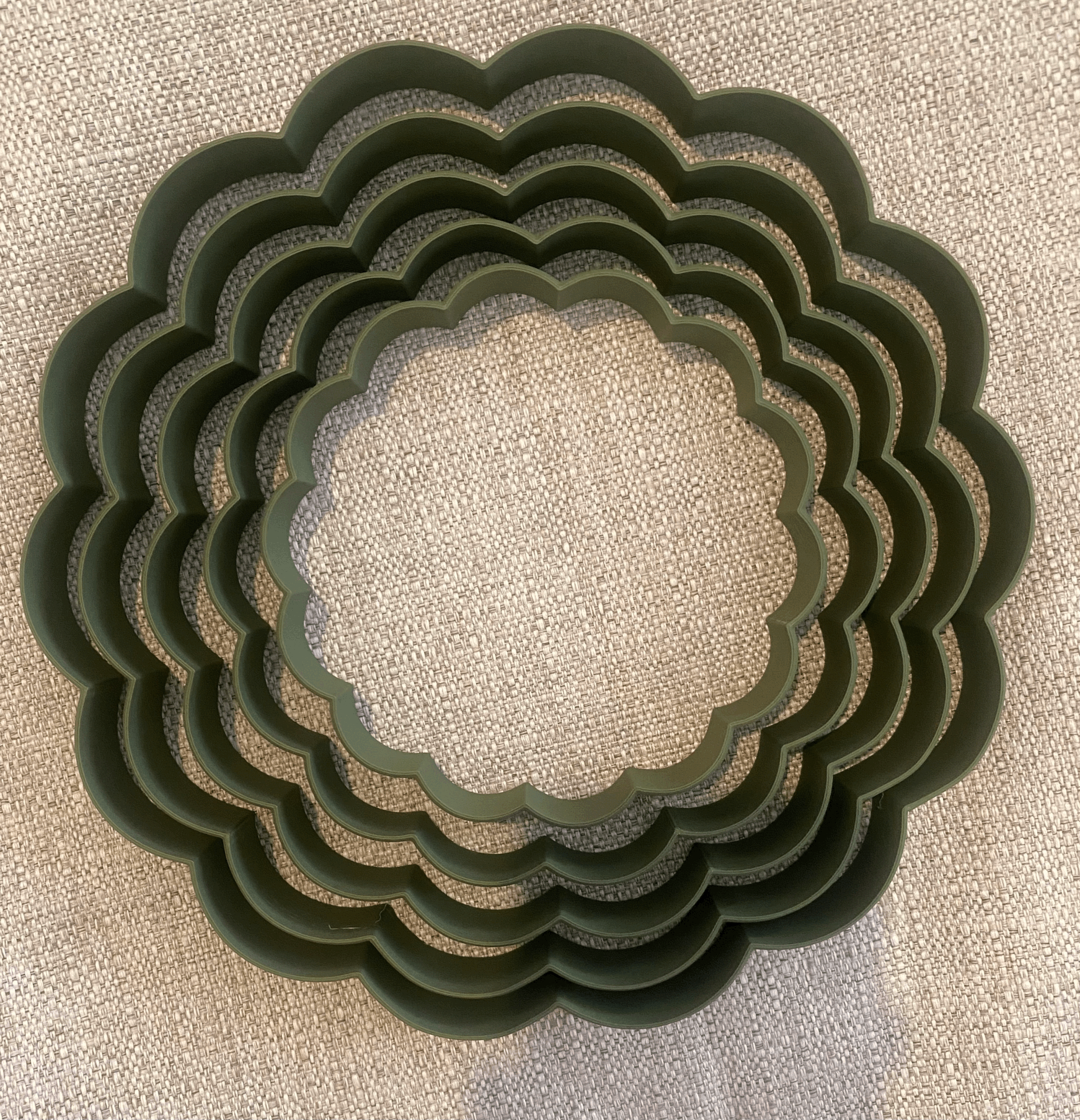 14 Scalloped Circle Cutter Set 3