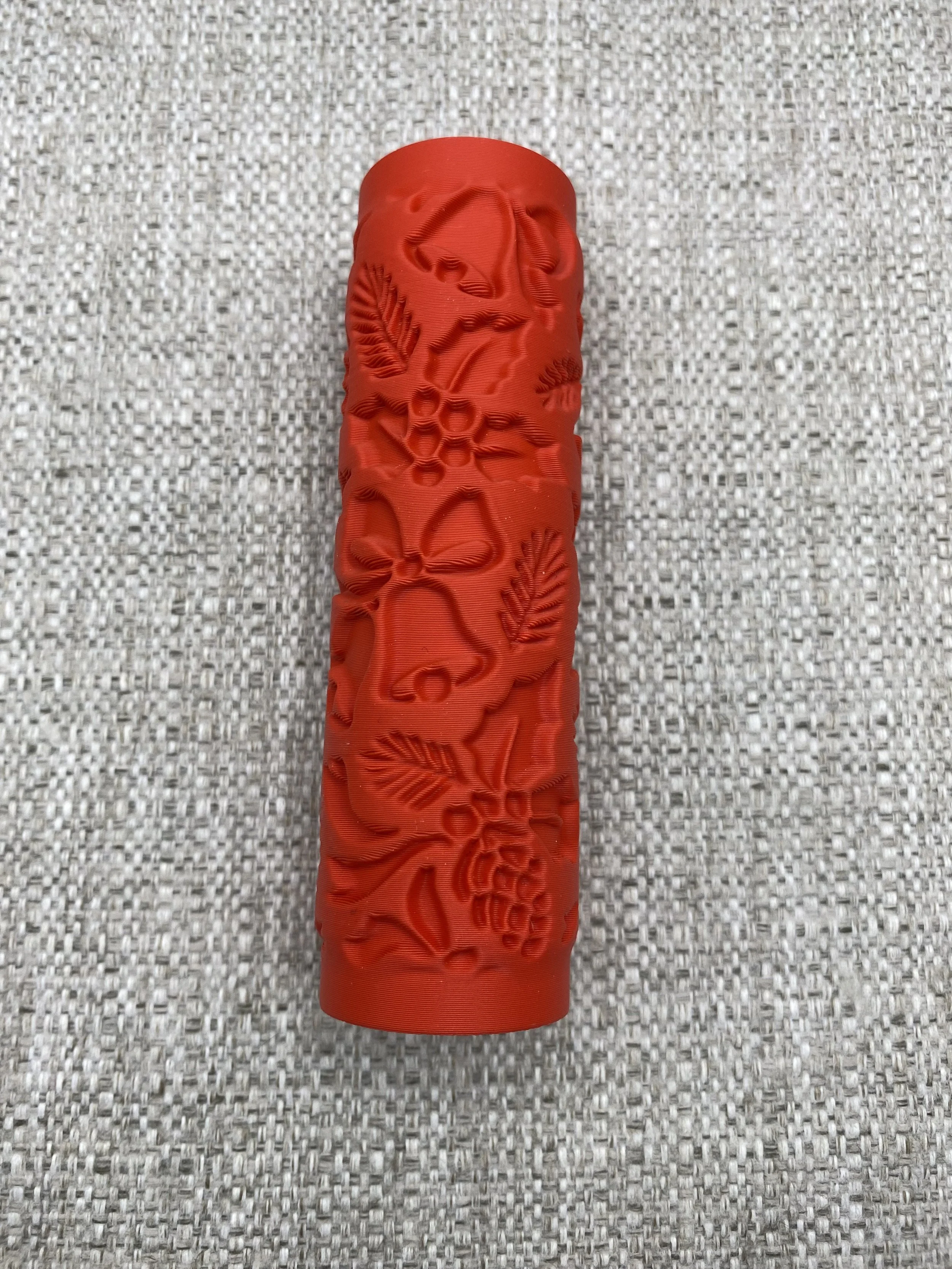 Jingle Bells and Mistletoe 10cm Roller