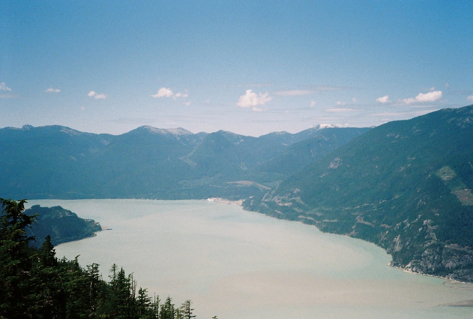 R1-09476-001A.JPG