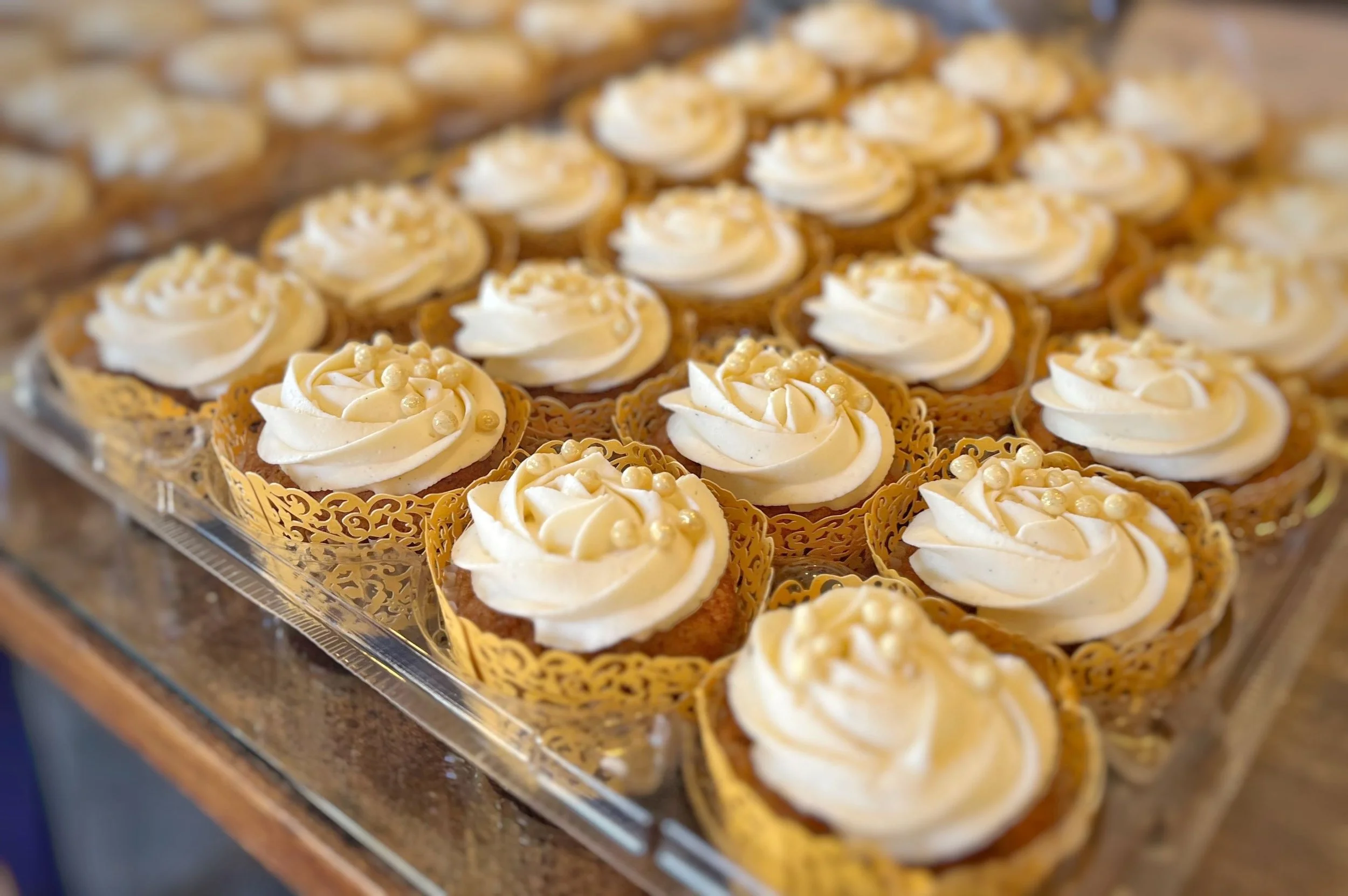 Magic Carrot Cupcake.jpg